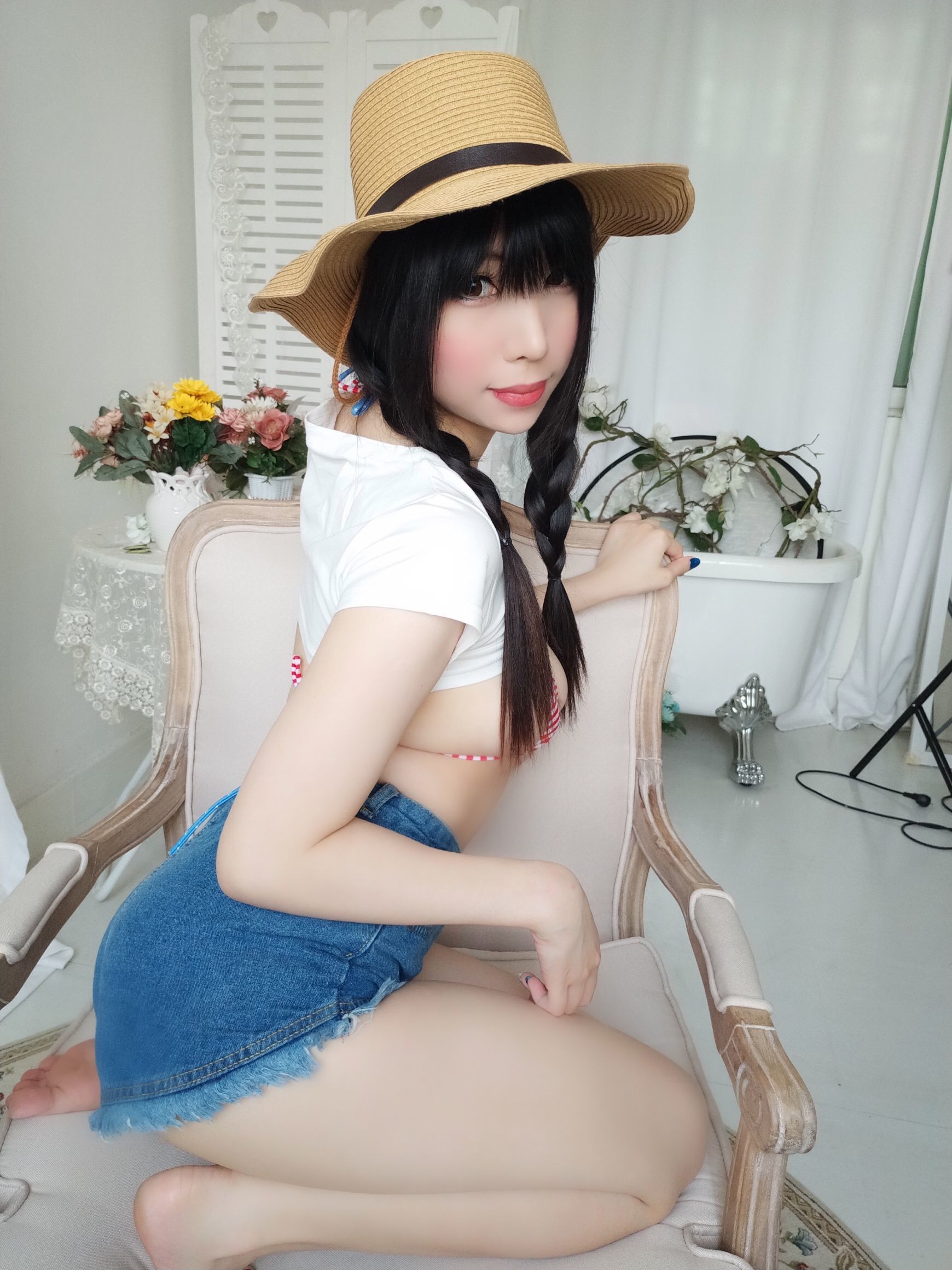 二次元巨乳美女鹿野希 牛仔女郎