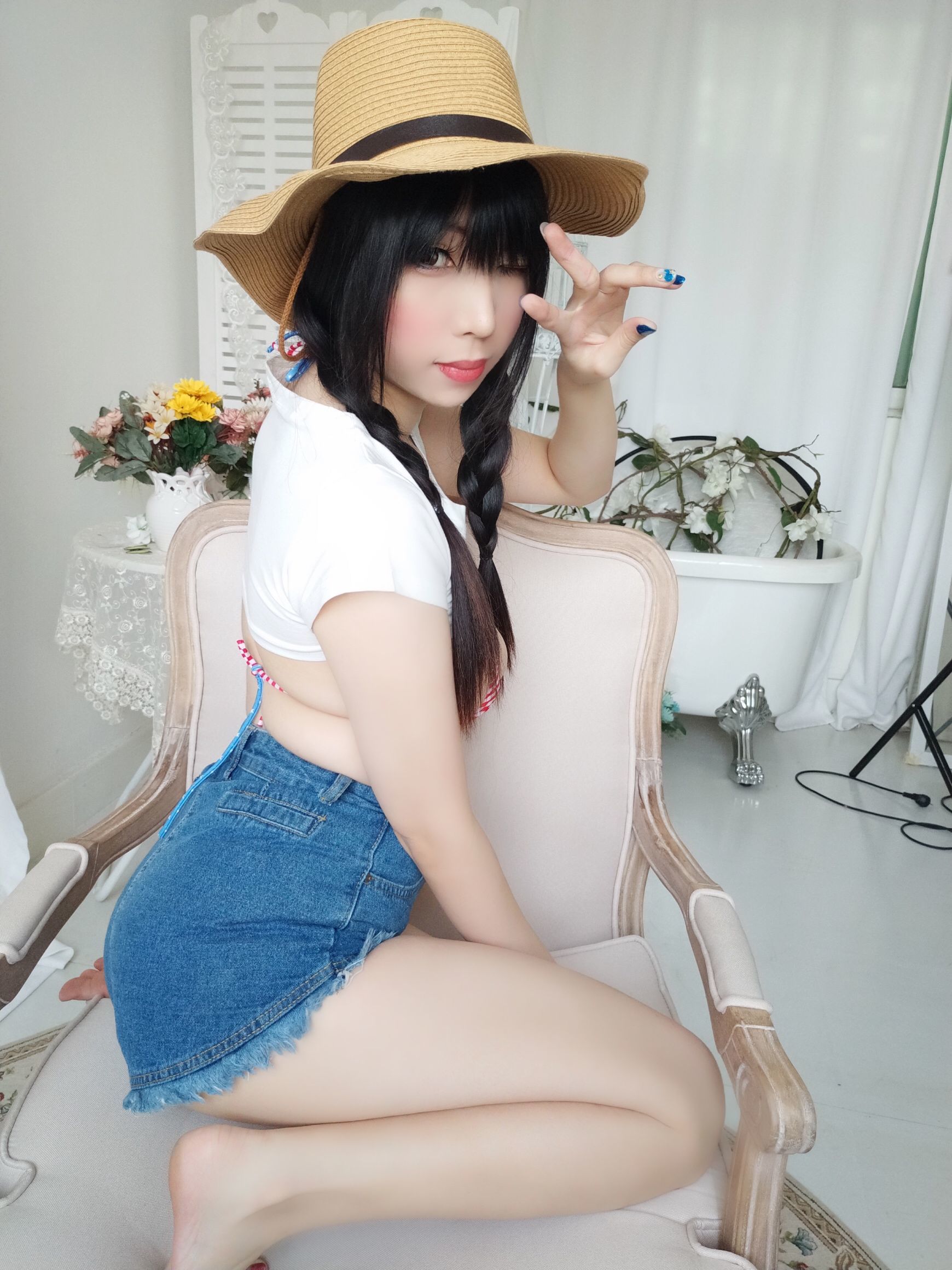 二次元巨乳美女鹿野希 牛仔女郎