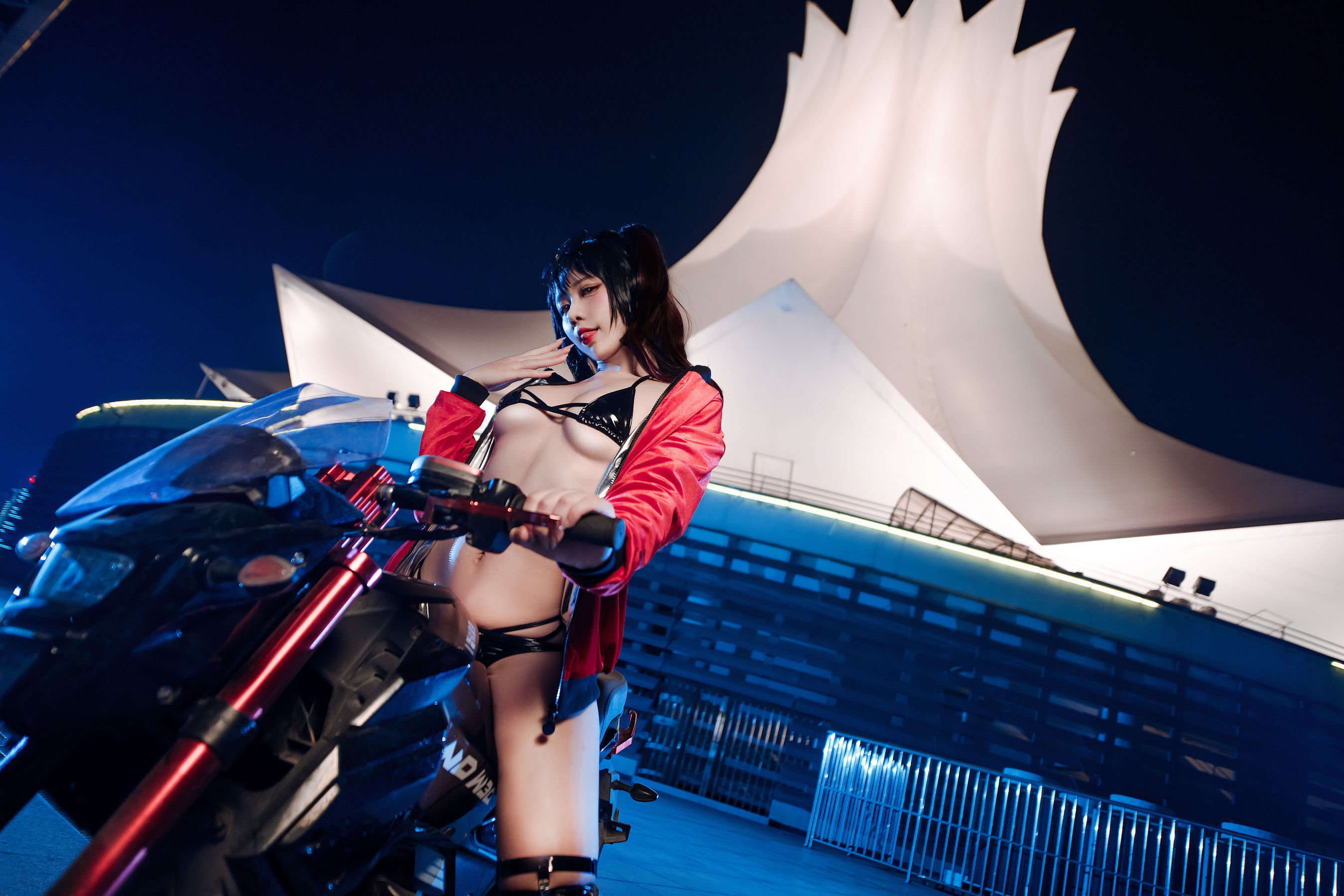 动漫博主九曲Jean 大凤机车