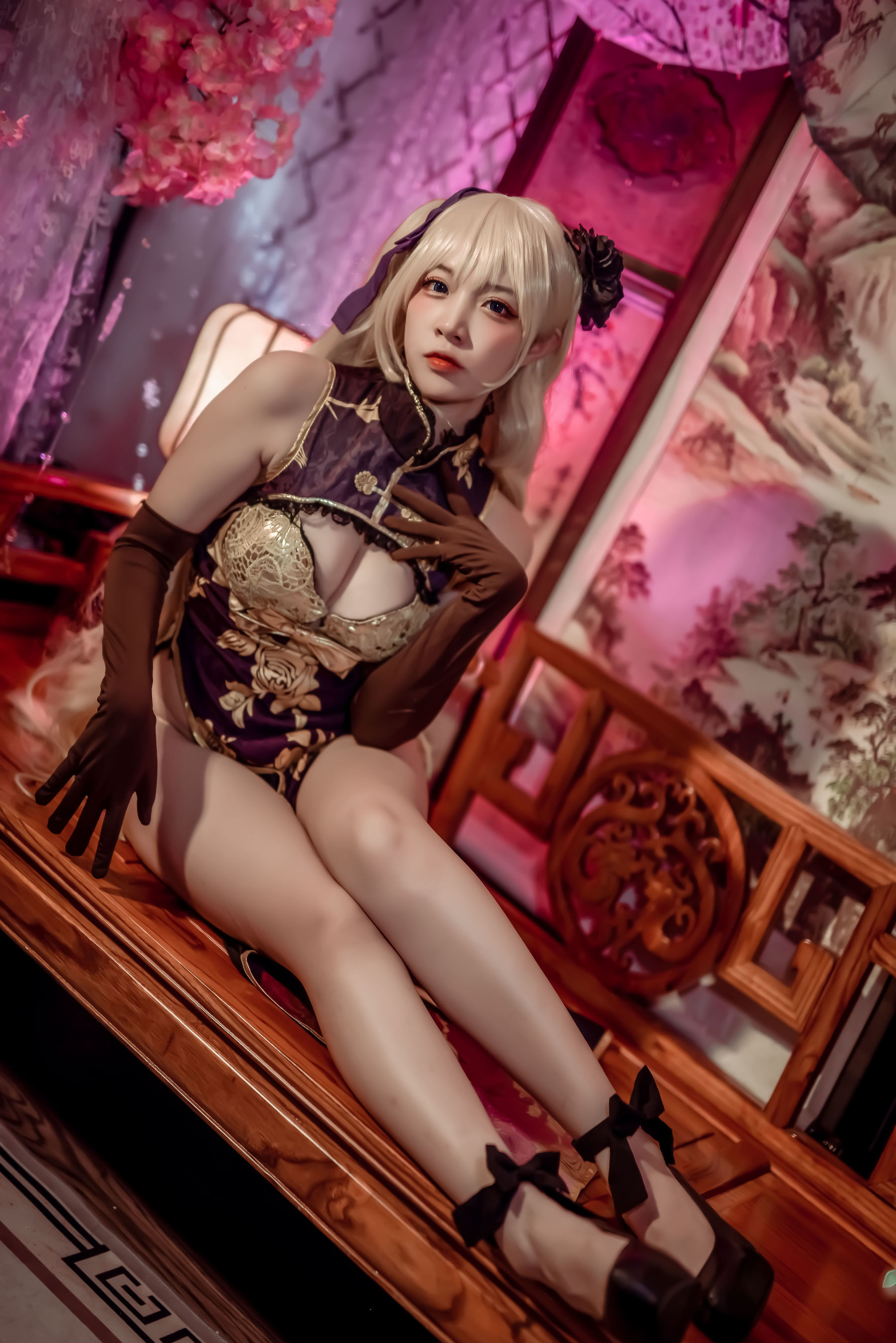 人气Coser二佐Nisa 金莲