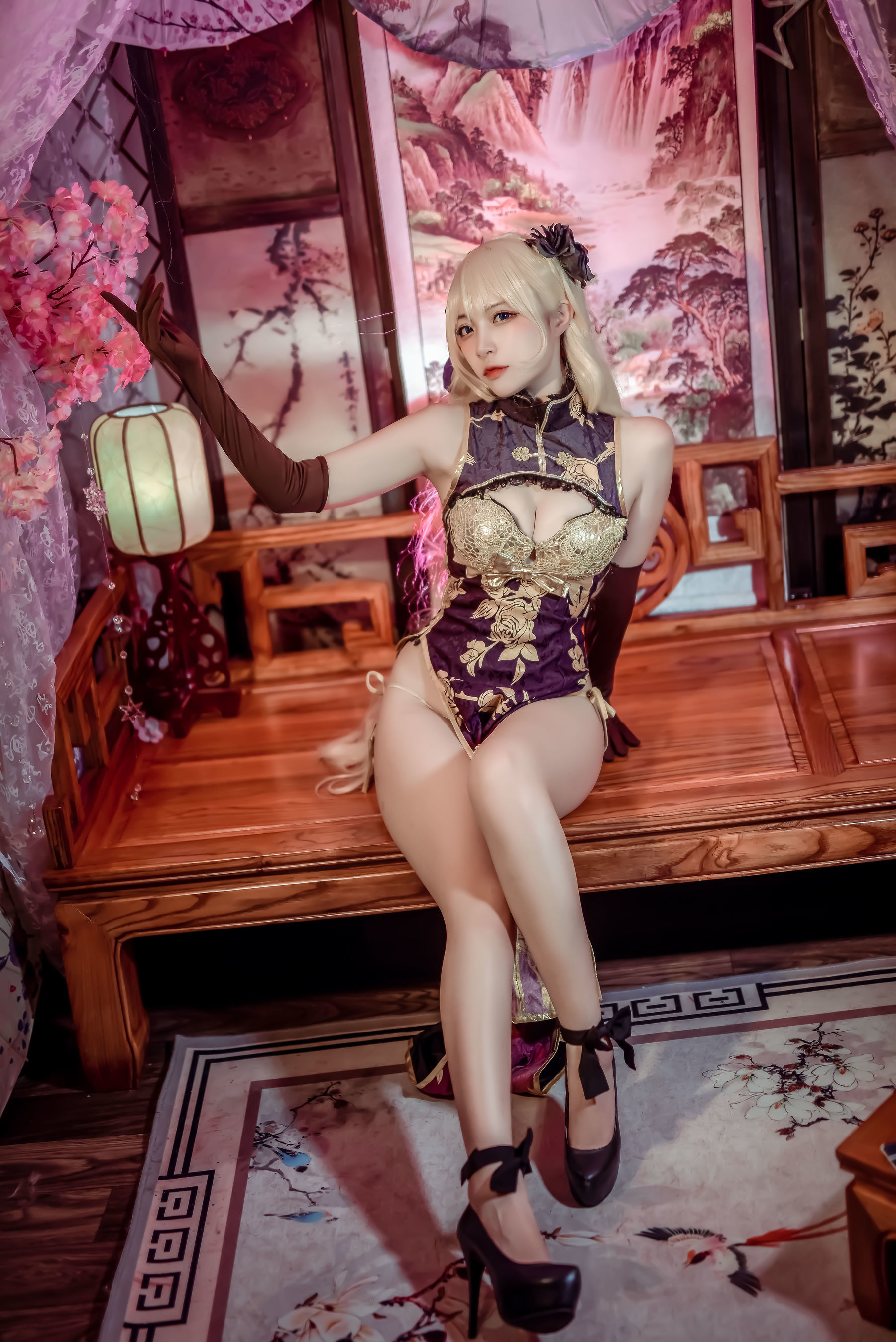 人气Coser二佐Nisa 金莲