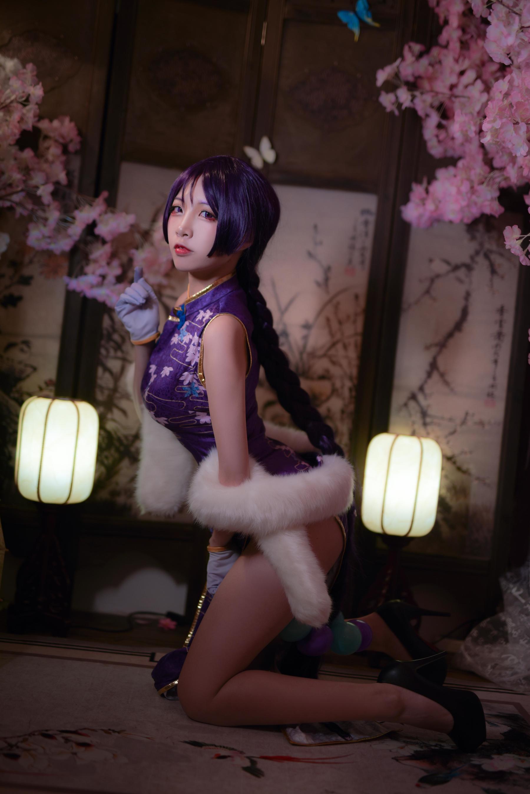 人气Coser二佐Nisa Fate奶光旗袍