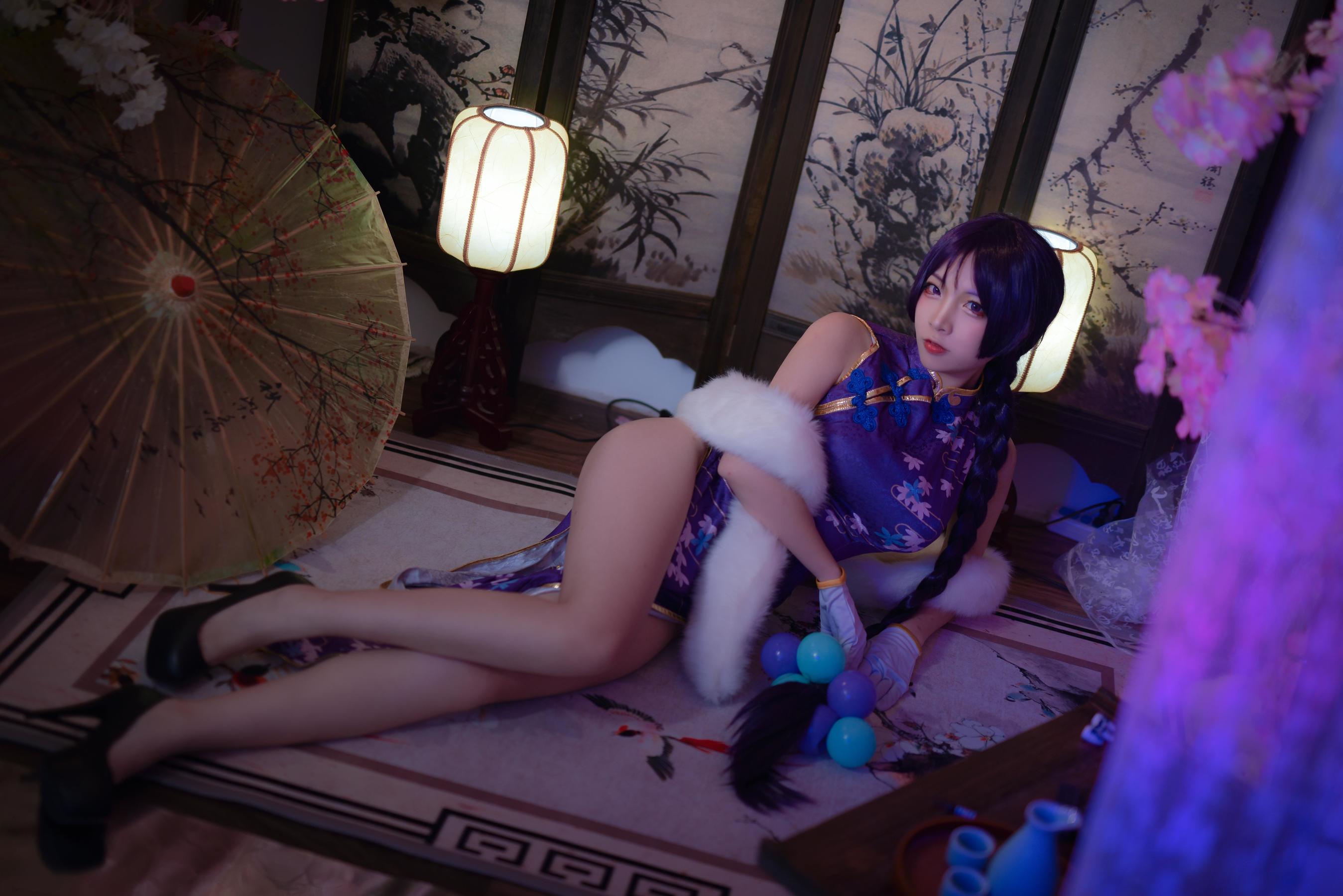 人气Coser二佐Nisa Fate奶光旗袍