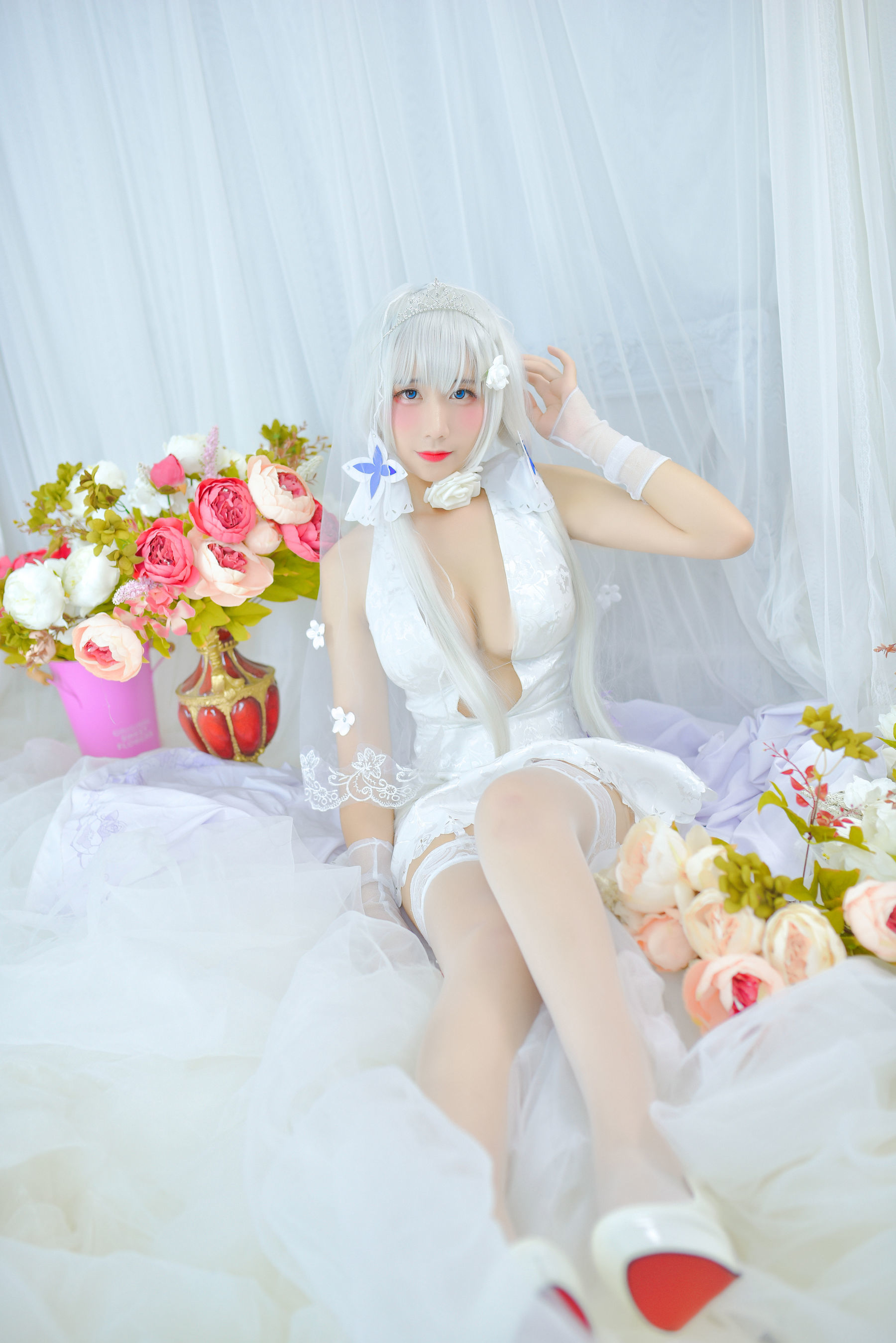动漫博主九曲Jean 婚纱