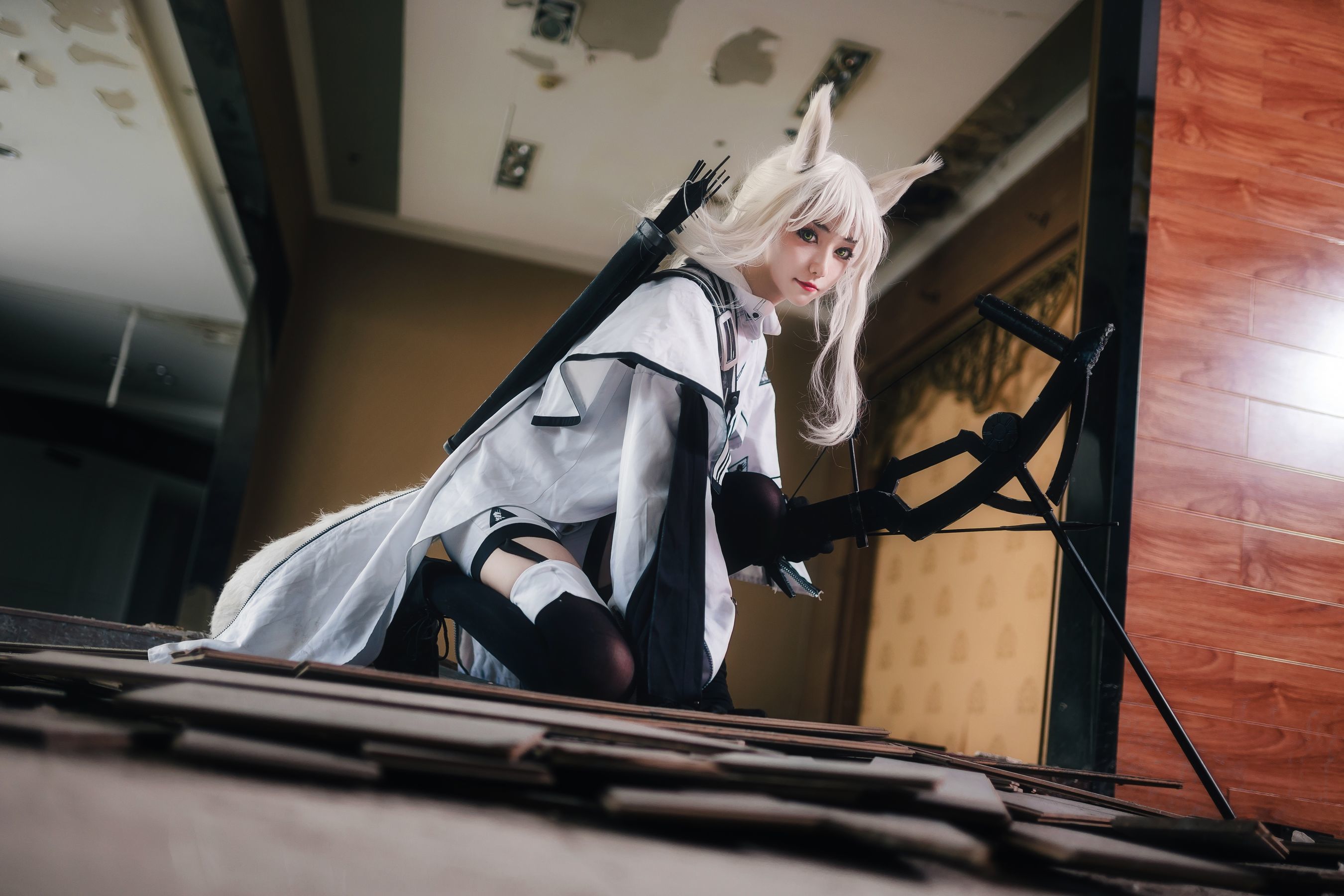 动漫博主南桃Momoko 白金常服