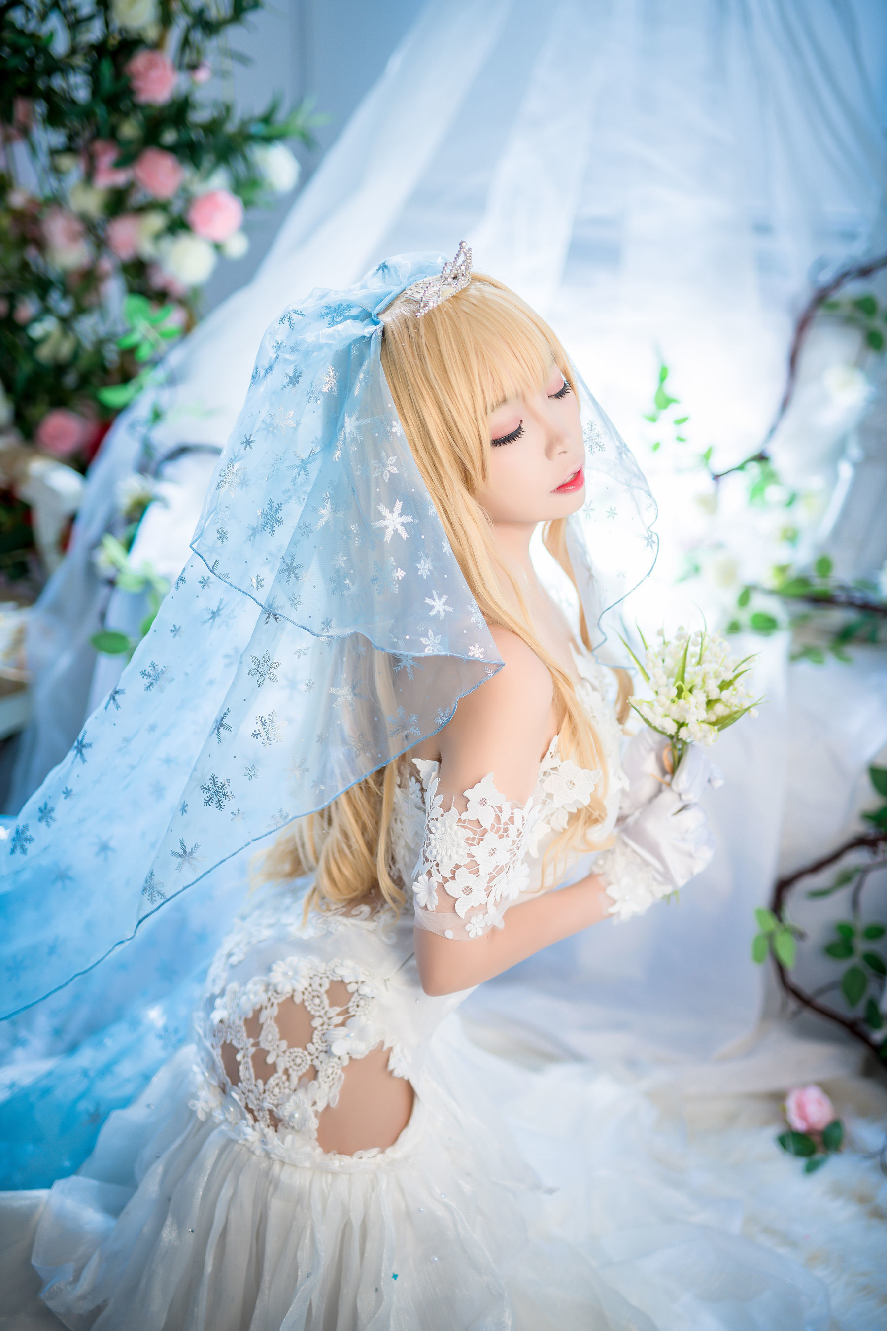 人气Coser二佐Nisa 花嫁