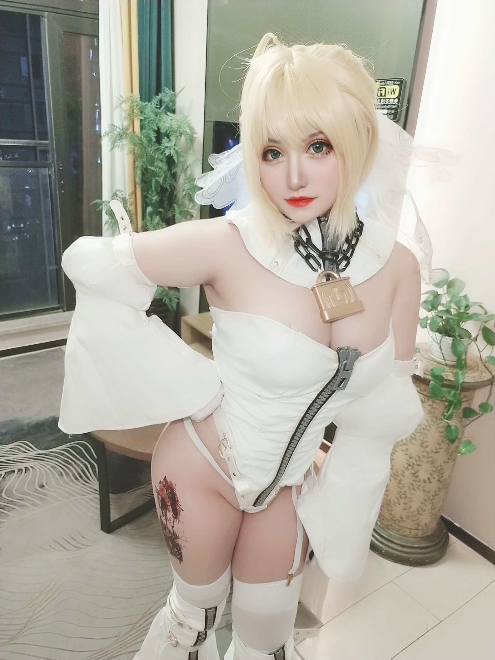夏鸽鸽不想起床 尼禄花嫁