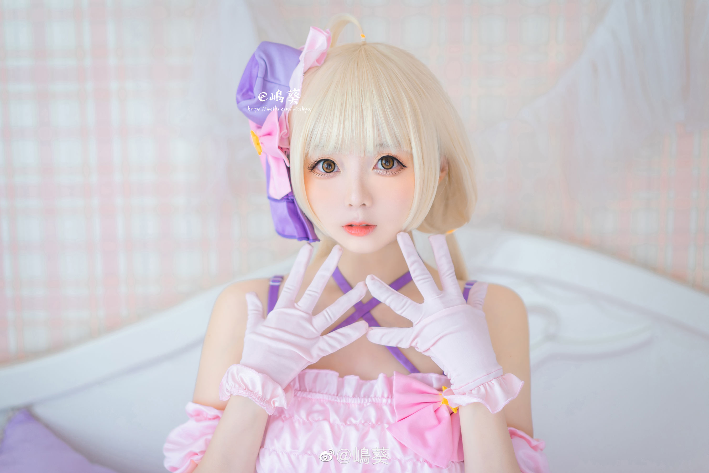 微博美女嶋葵 双叶杏打歌服