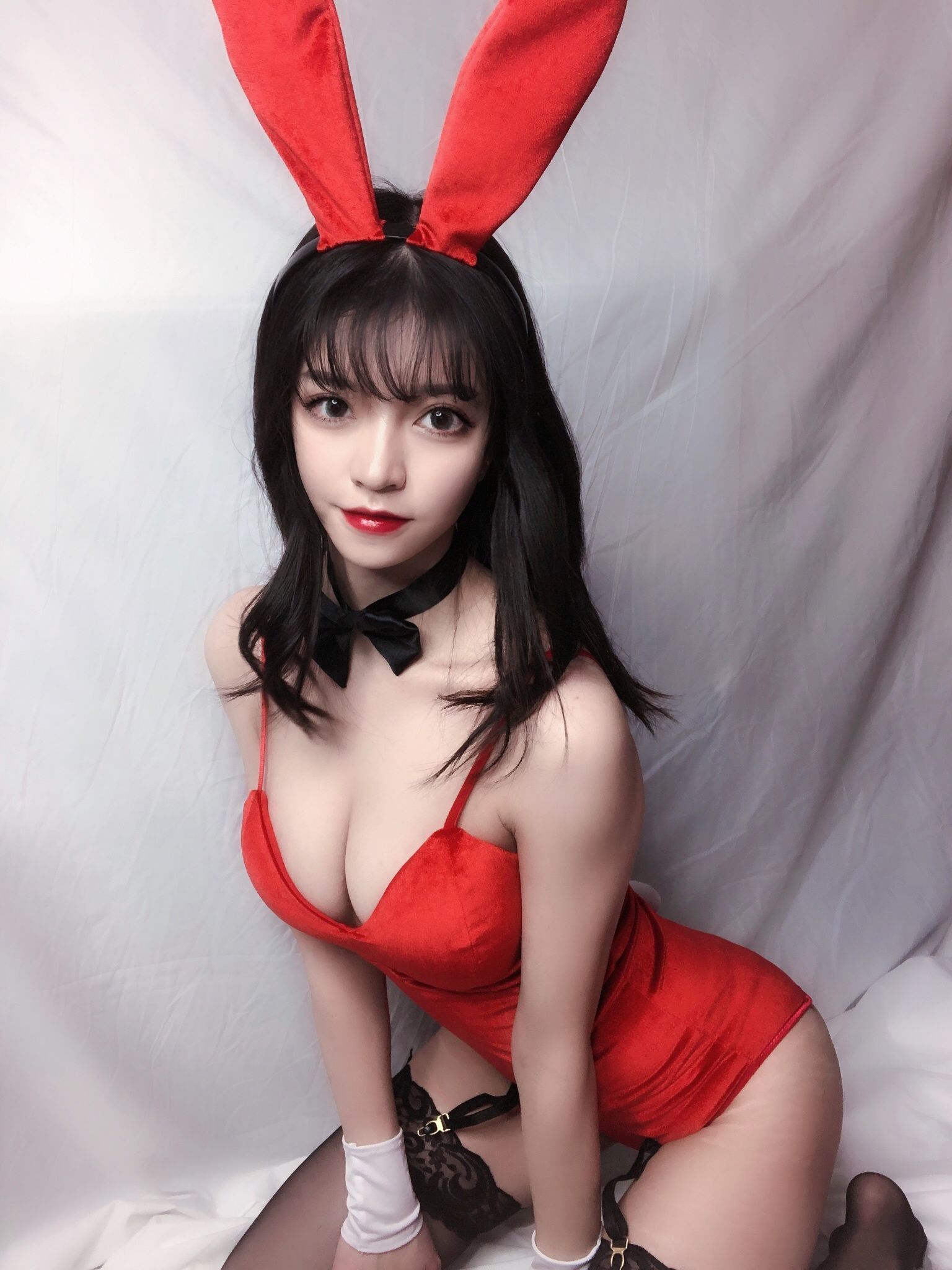 銘銘Kizami 红丝绒兔女郎