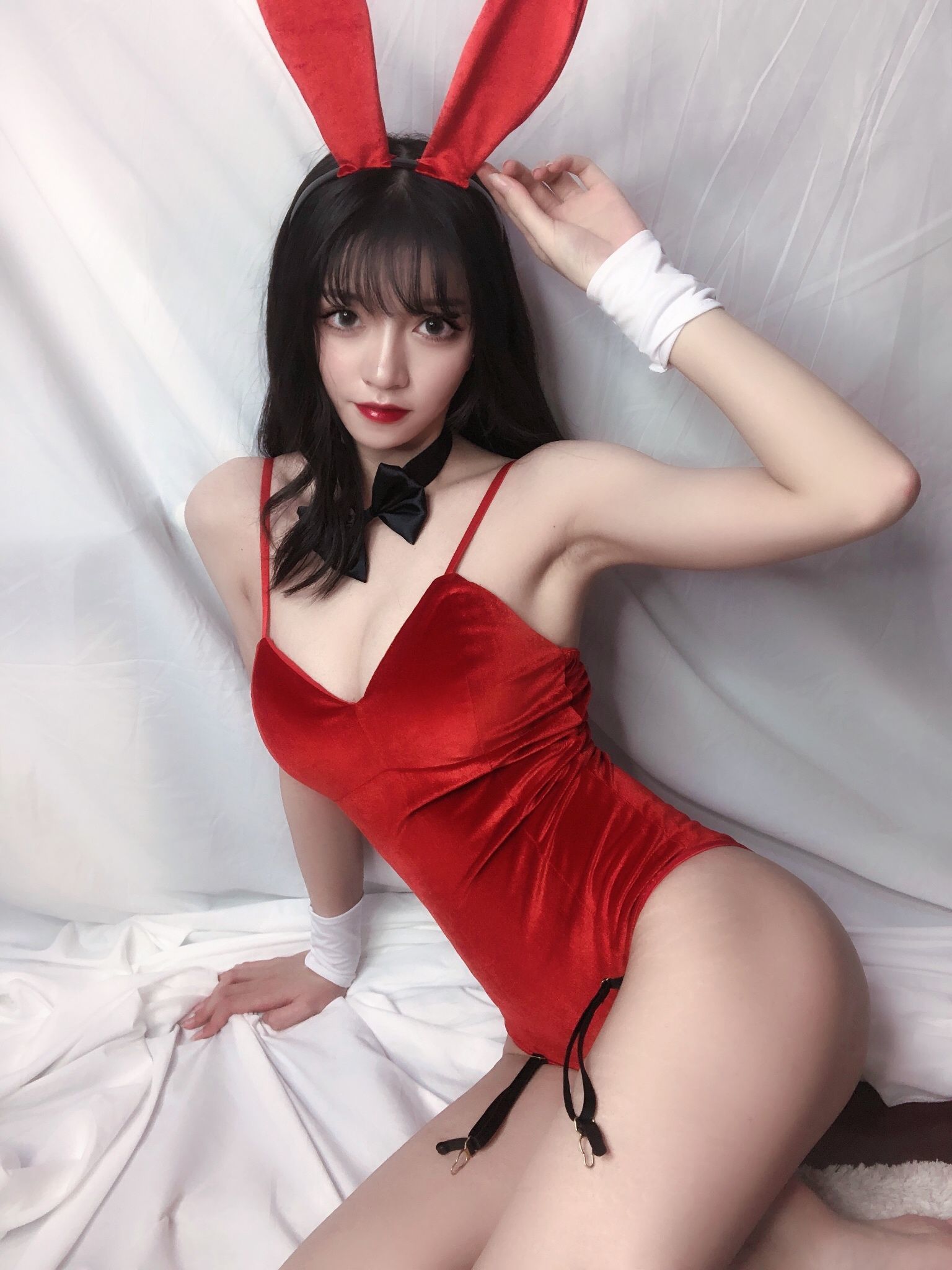 銘銘Kizami 红丝绒兔女郎
