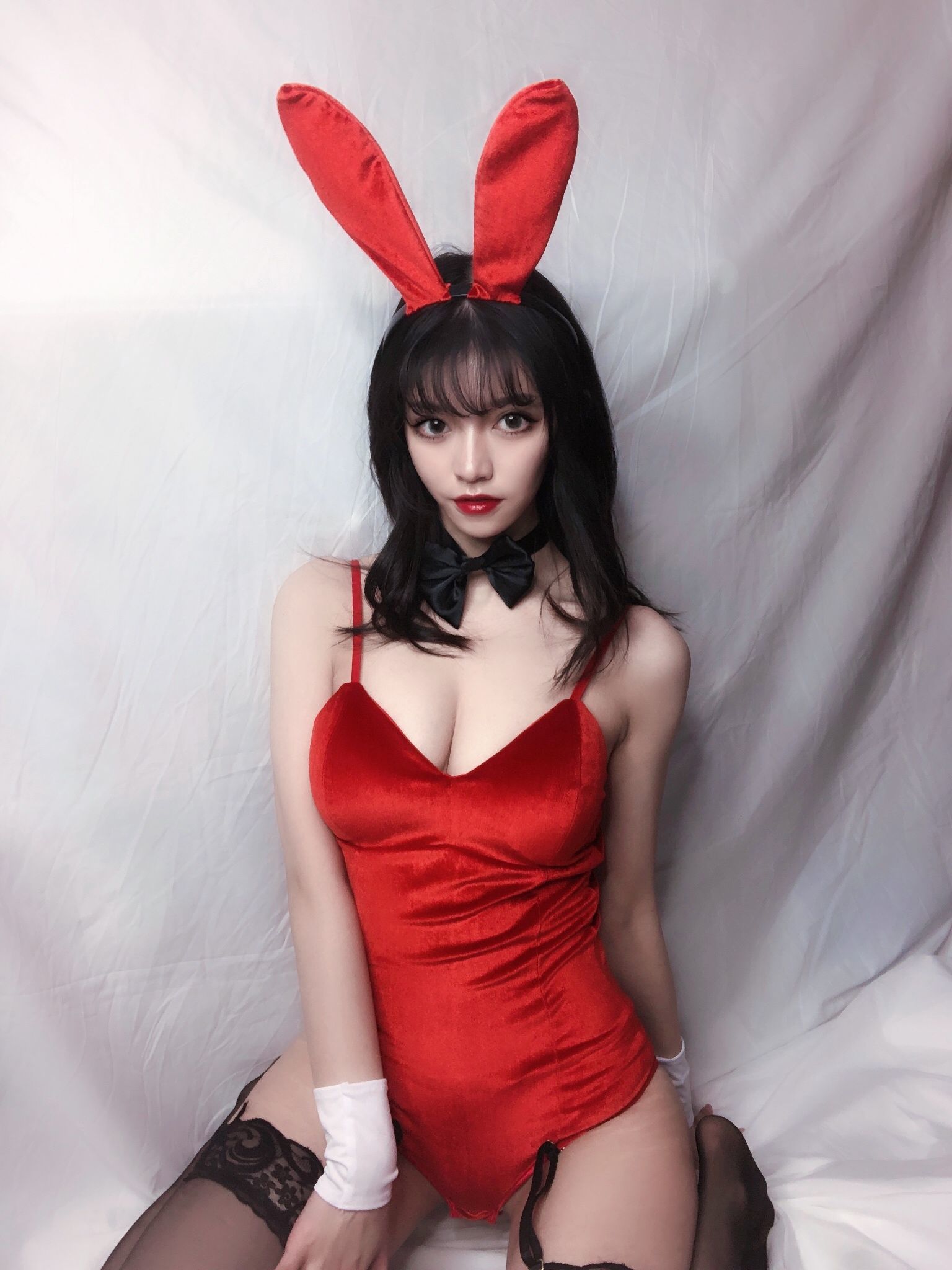 銘銘Kizami 红丝绒兔女郎