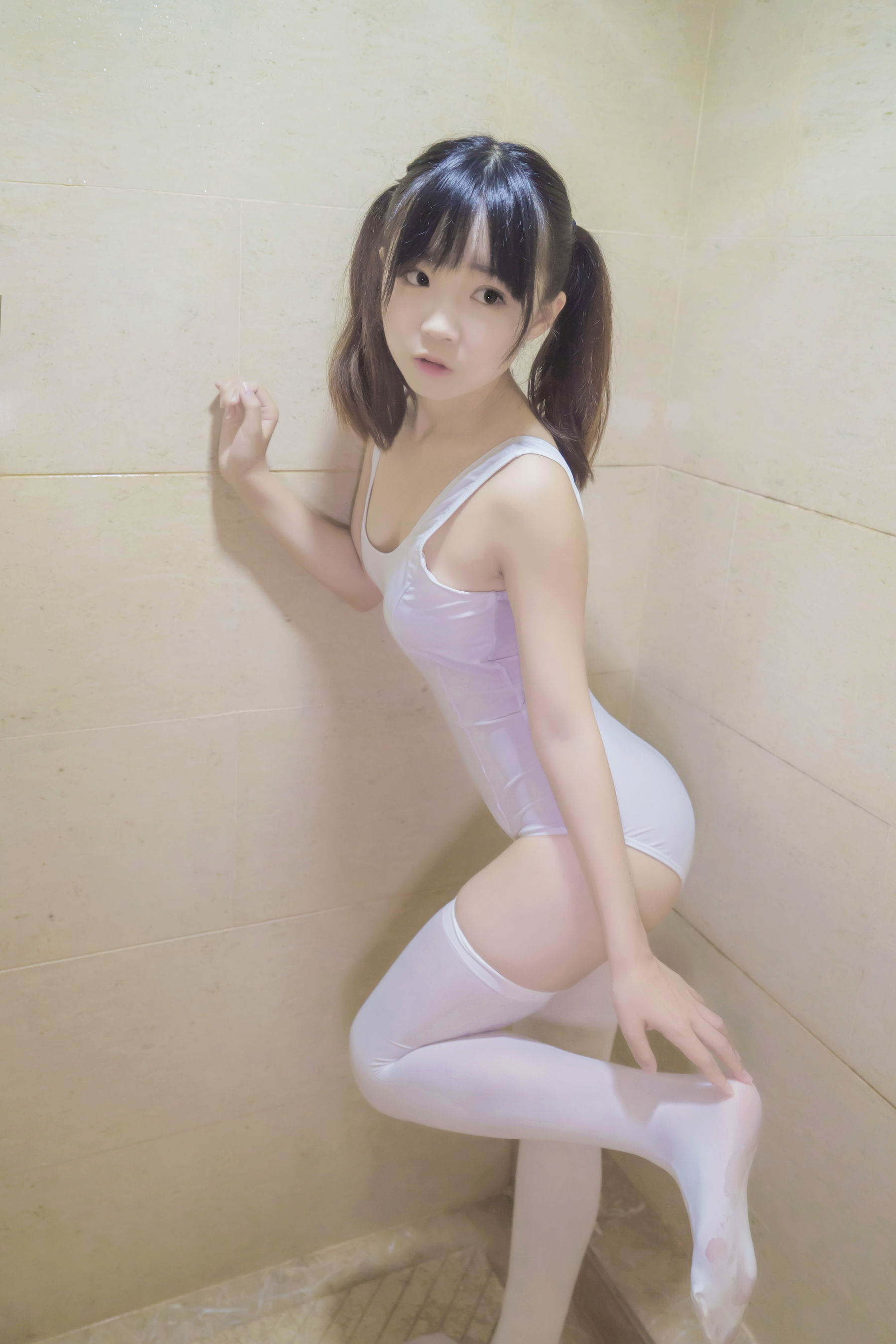 萝莉御子Yumiko 白色死库水