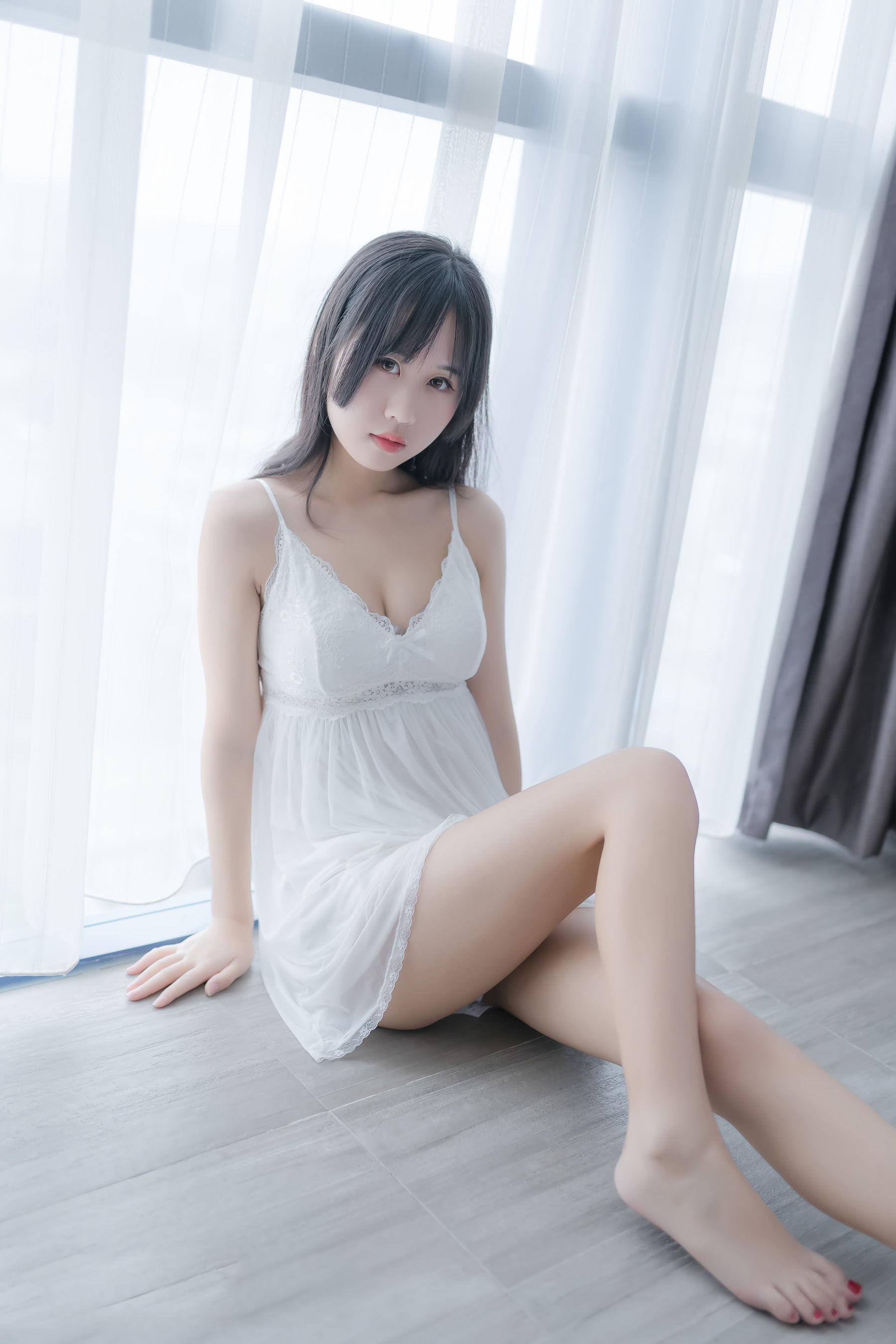 阳光美少女萌芽儿o0 白色私房