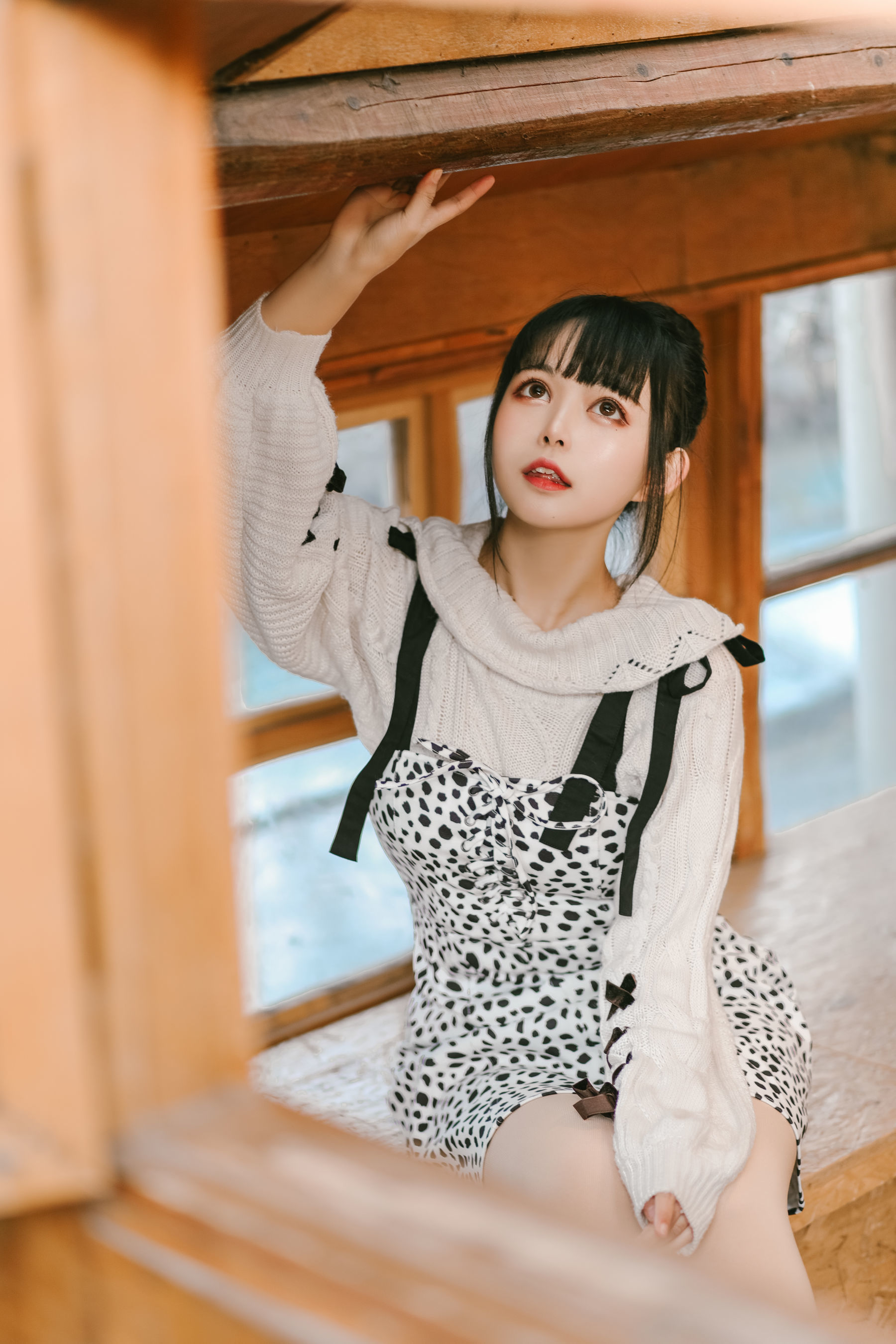 大眼萌妹黑猫猫OvO 少女心事