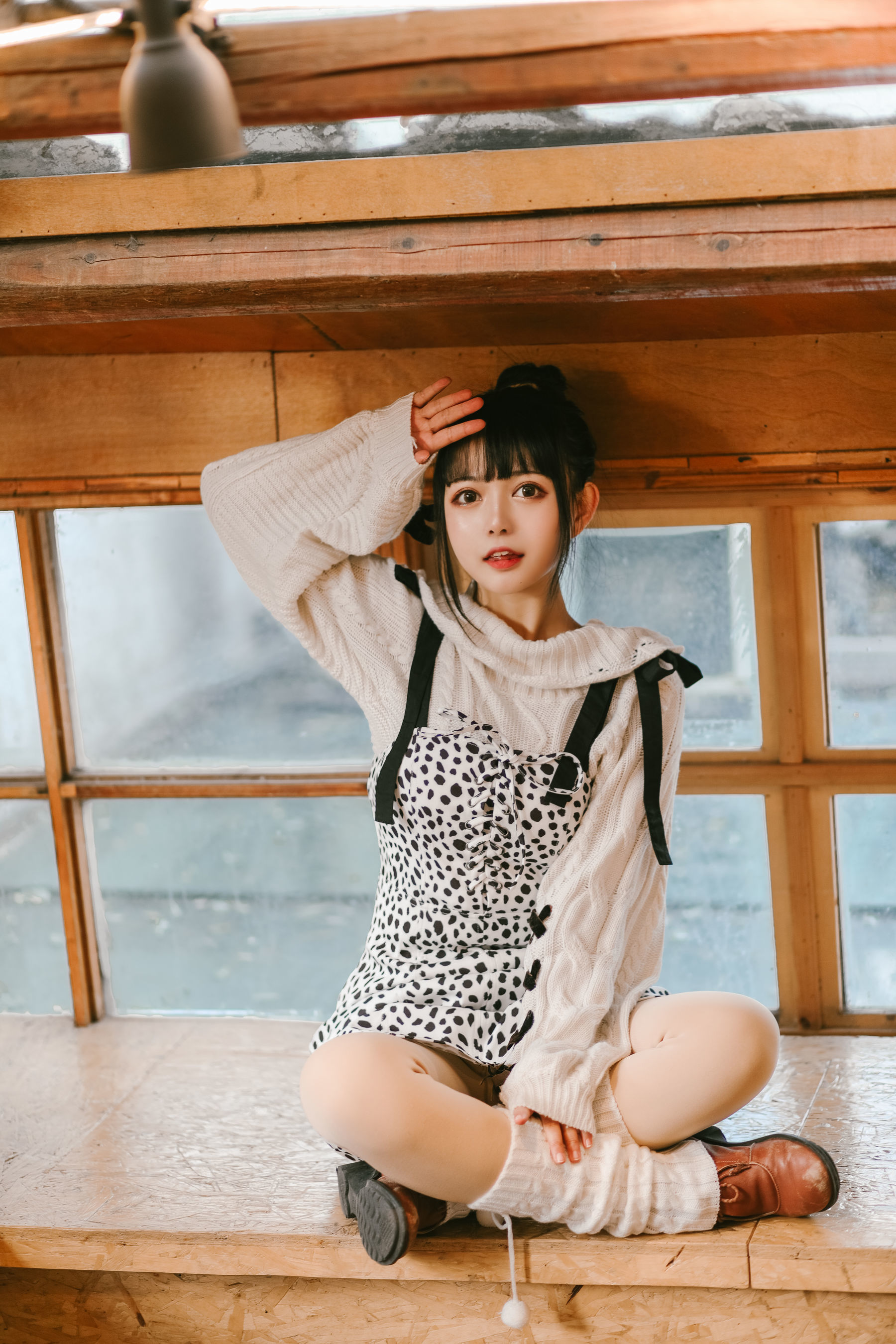大眼萌妹黑猫猫OvO 少女心事