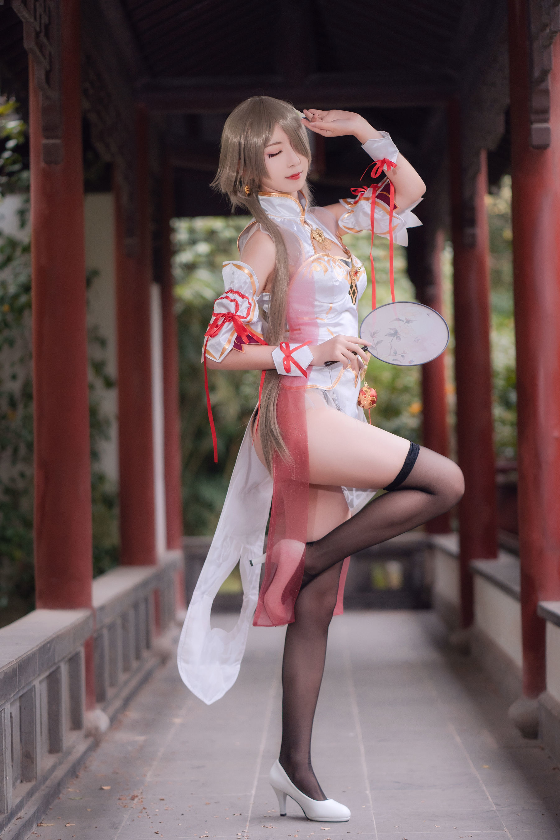 小姐姐弥音音ww 浣溪沙