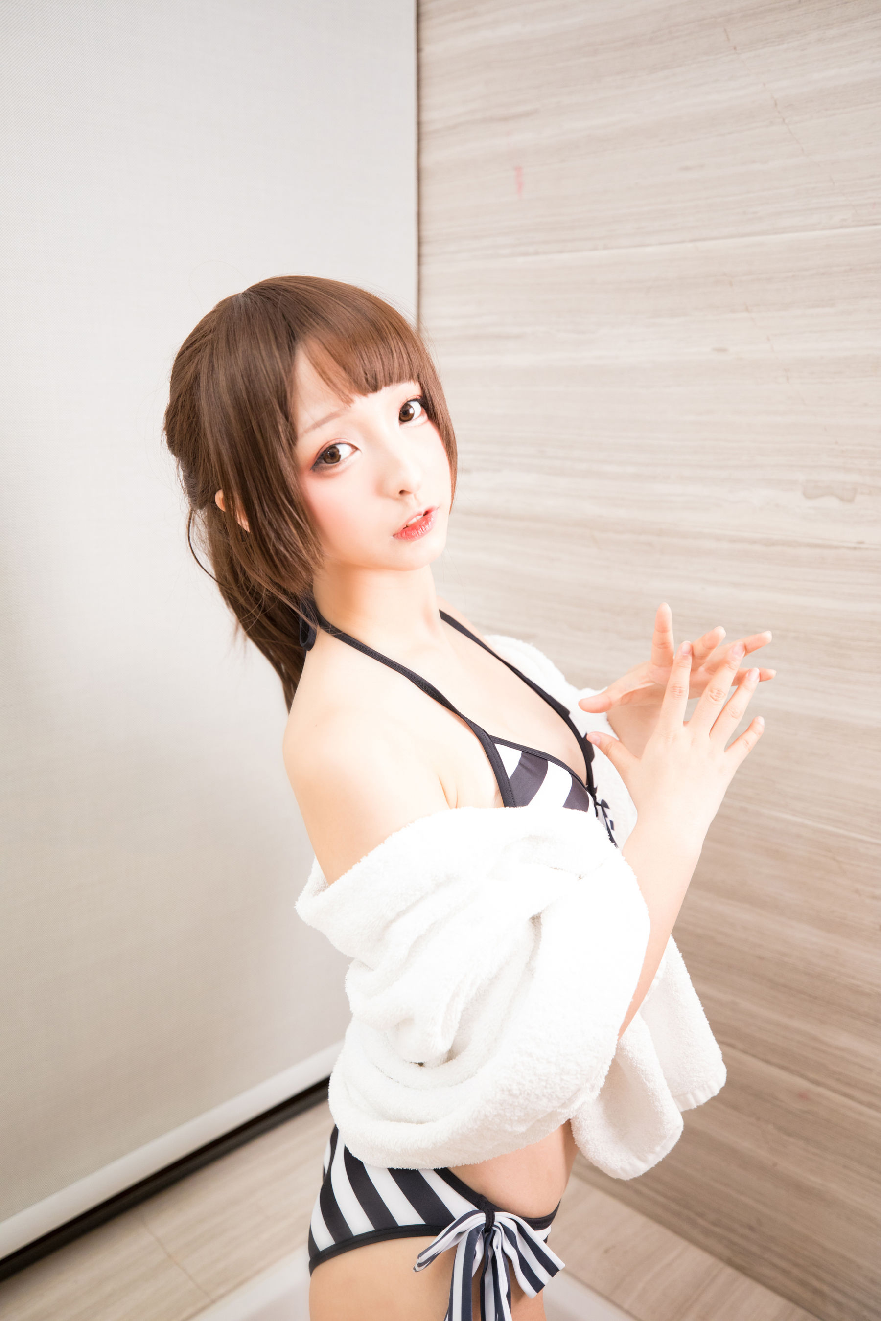 萝莉神楽板真冬 君の世界に