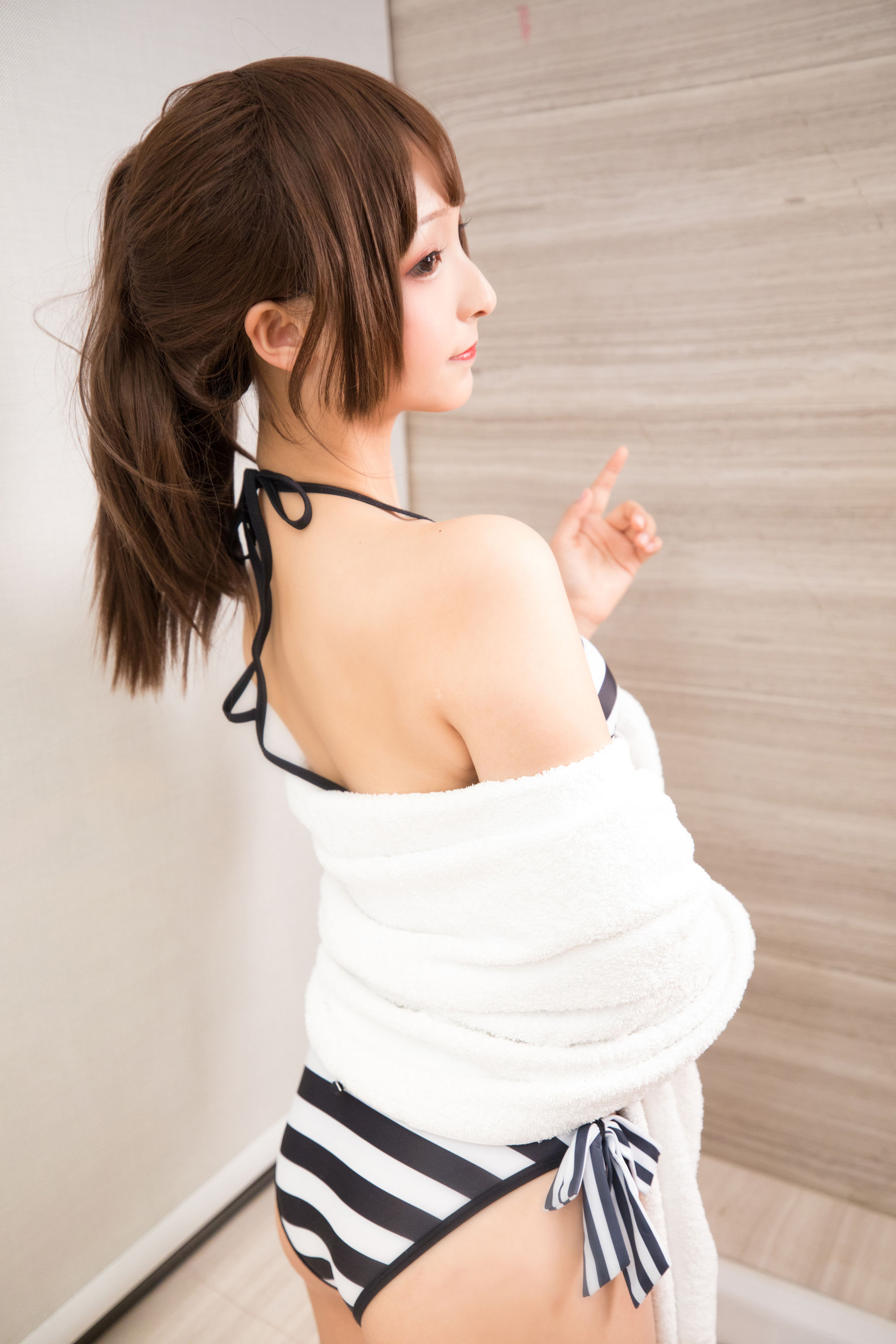 萝莉神楽板真冬 君の世界に