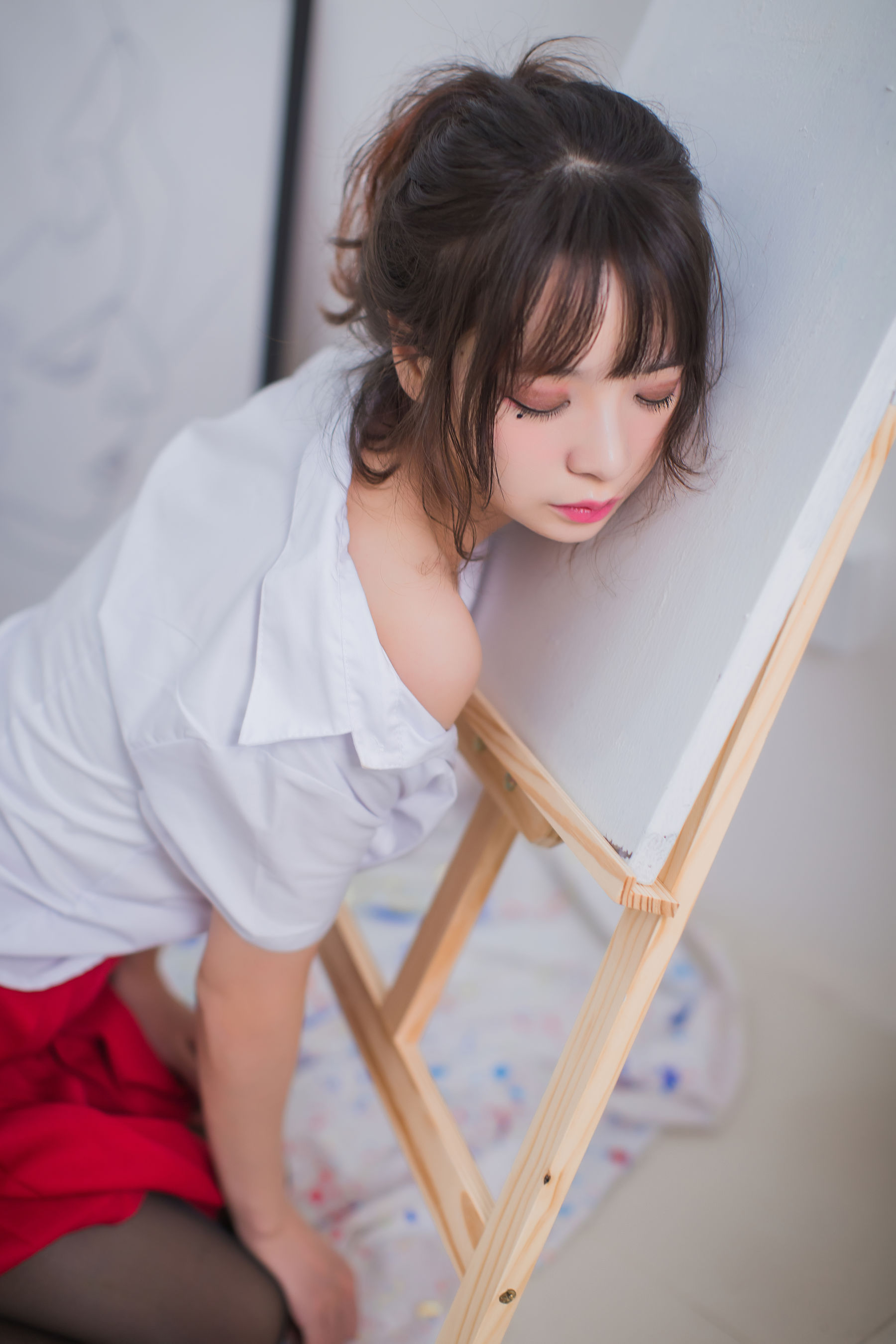 疯猫ss 画室JK少女