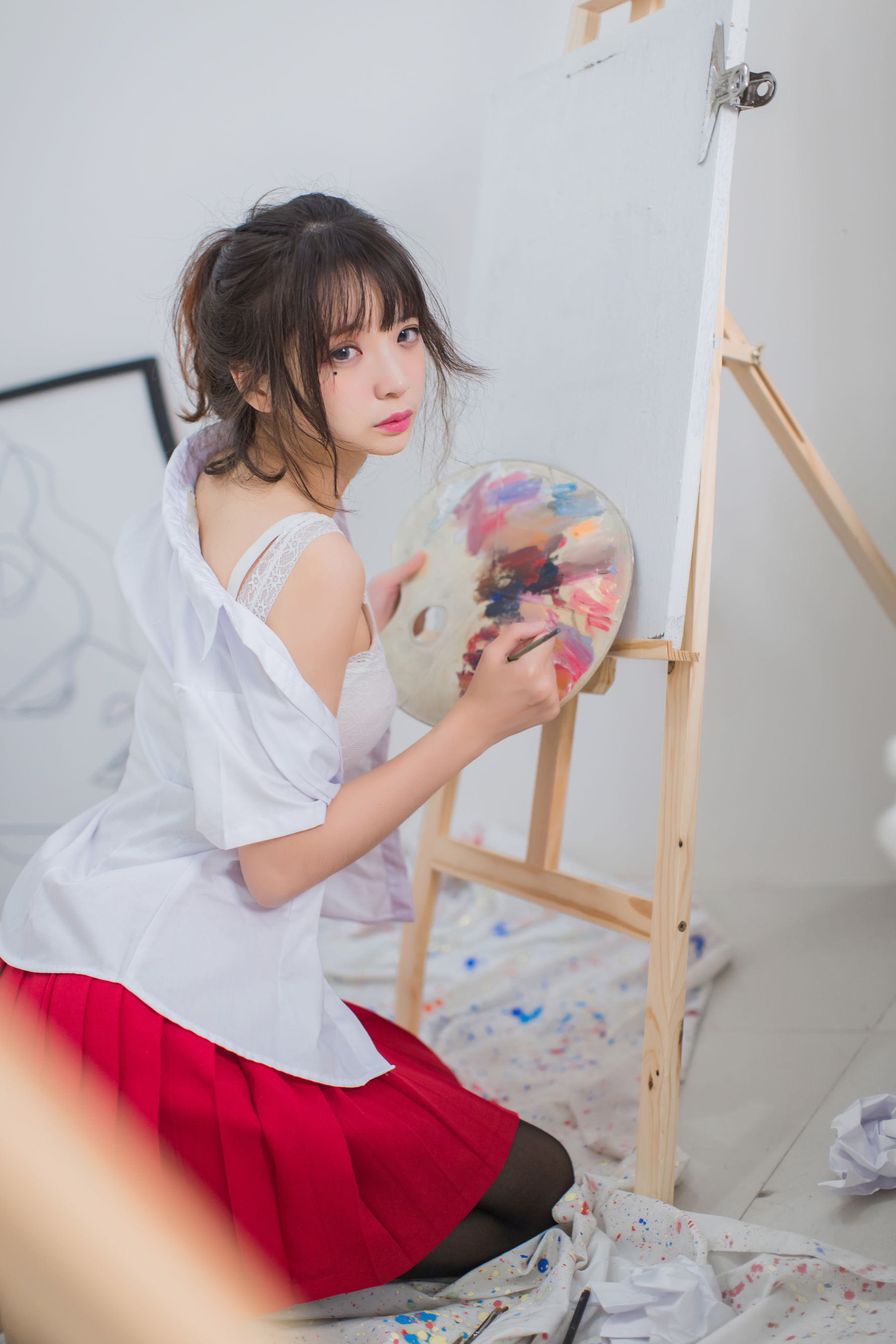 疯猫ss 画室JK少女