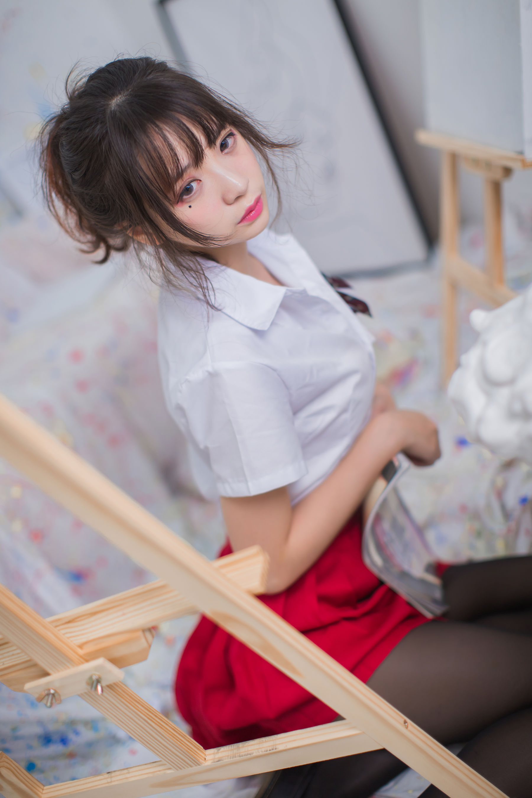 疯猫ss 画室JK少女