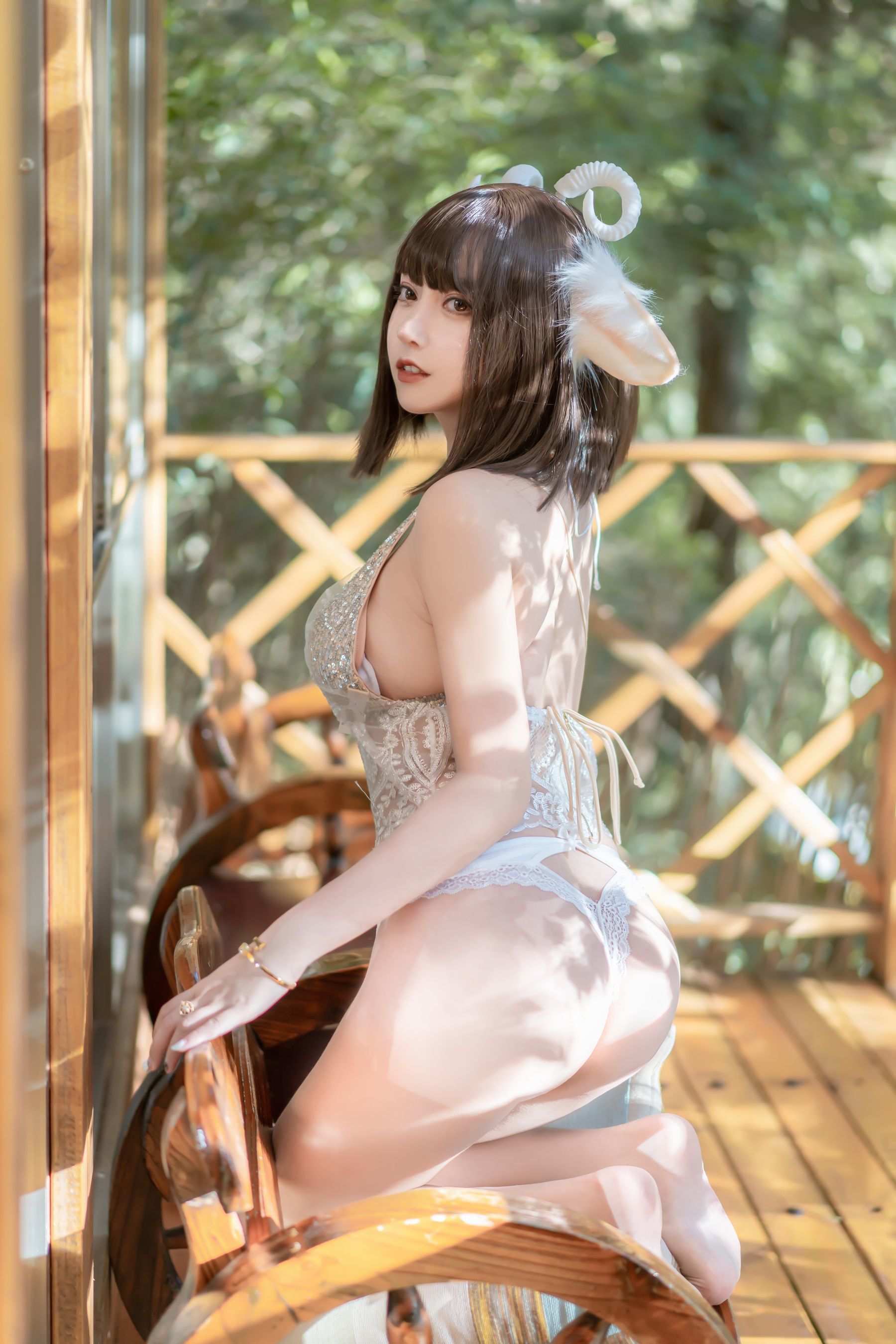 斗鱼米线线sama写真 喵小羊