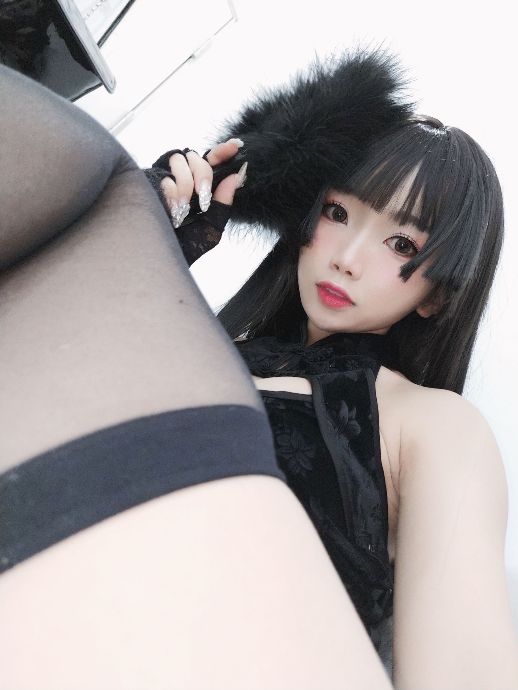 白嫩美少女鬼畜瑶 黑色旗袍