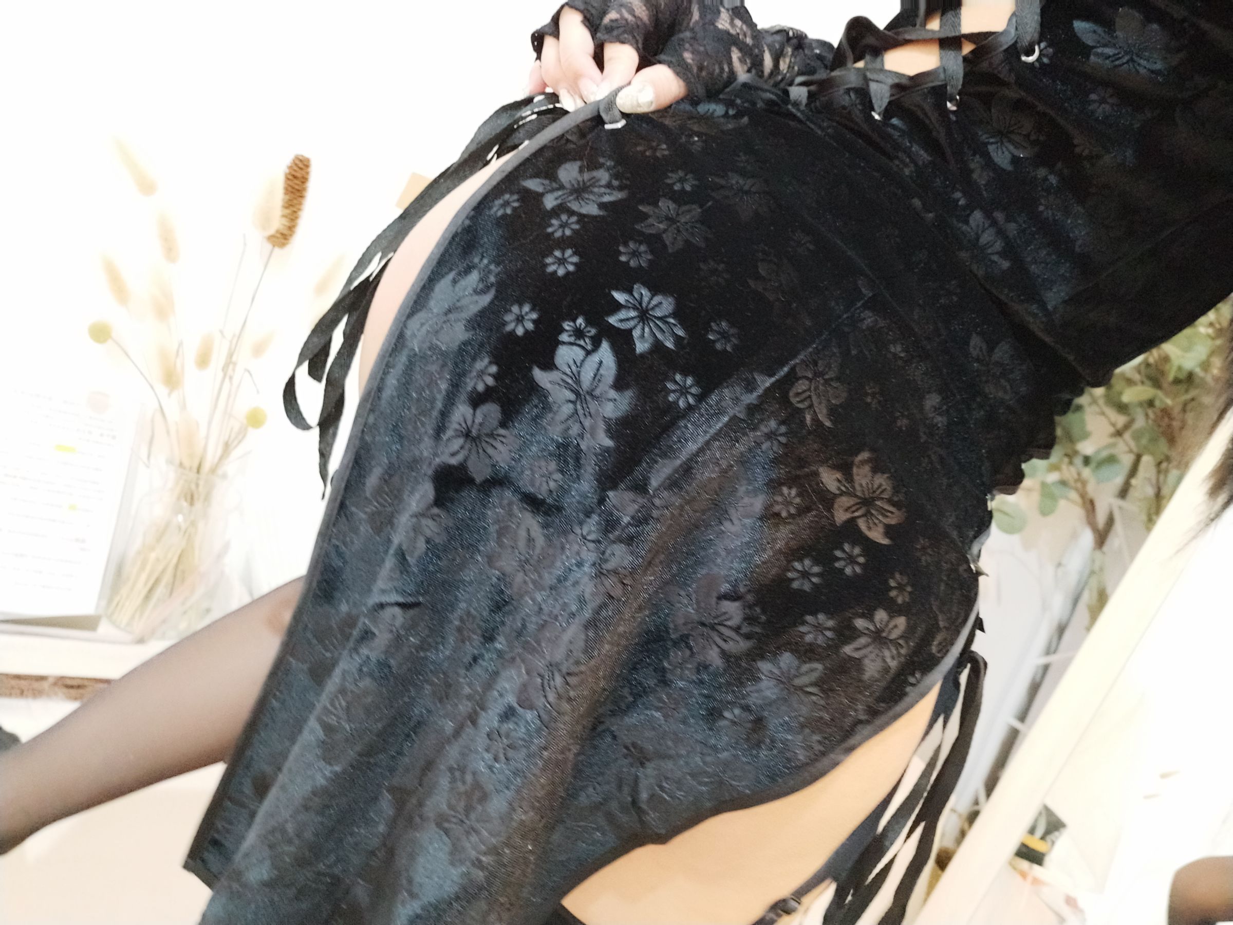 白嫩美少女鬼畜瑶 黑色旗袍