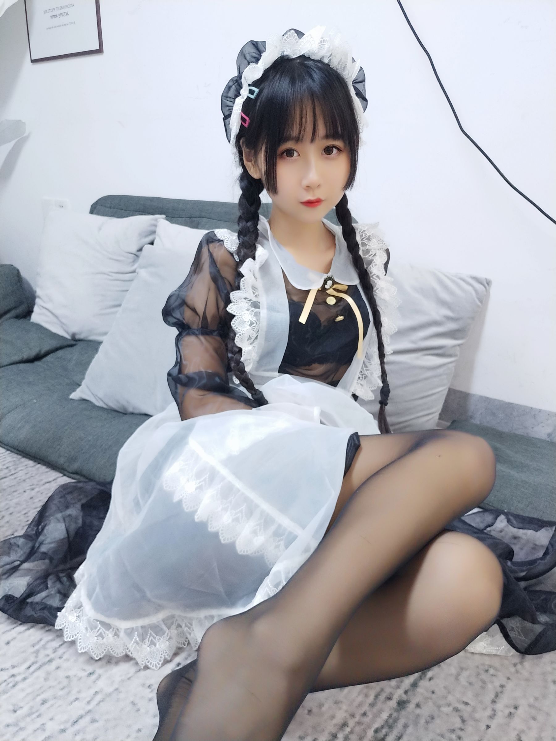 阳光美少女萌芽儿o0 透明女仆
