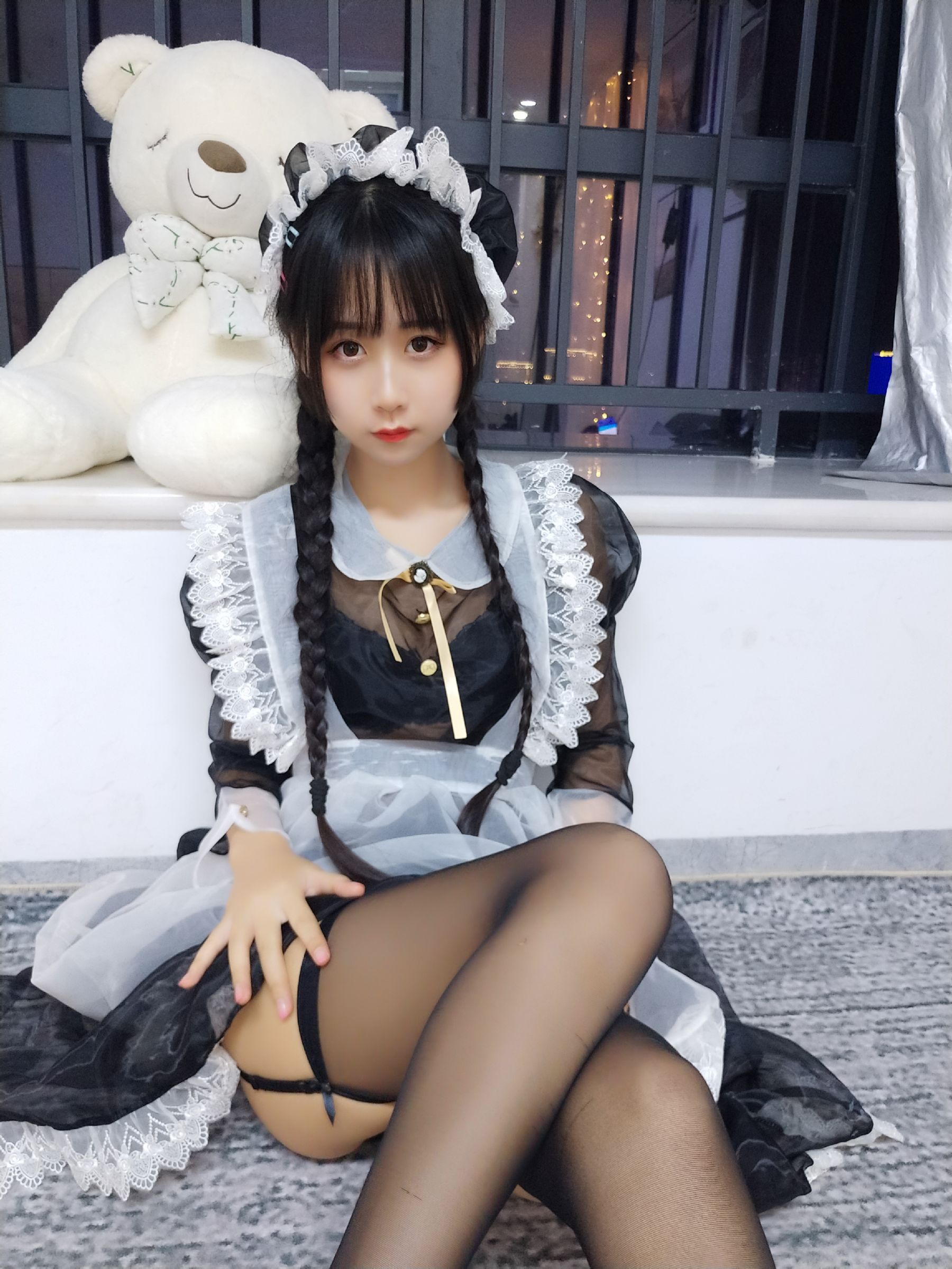 阳光美少女萌芽儿o0 透明女仆
