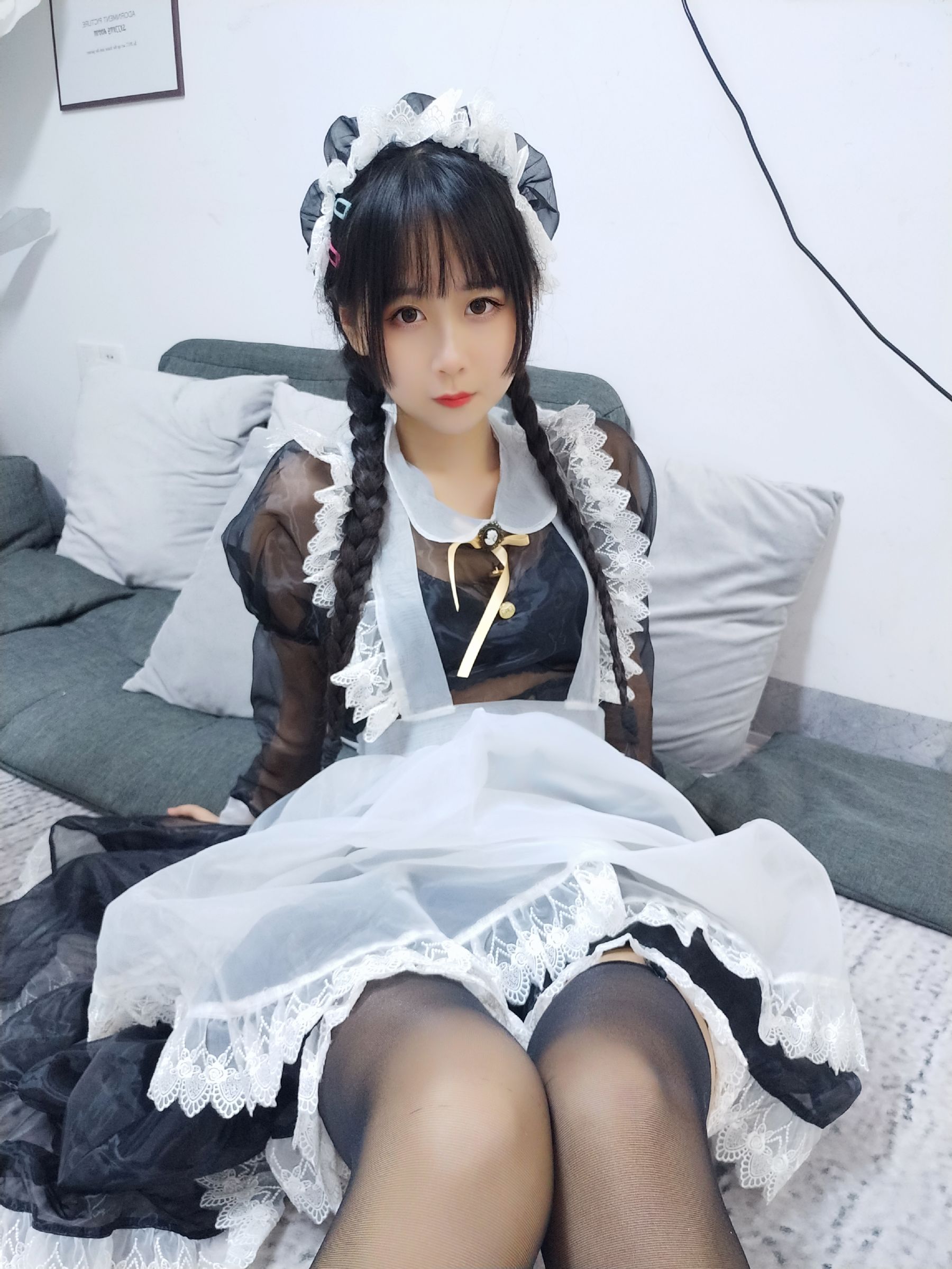 阳光美少女萌芽儿o0 透明女仆