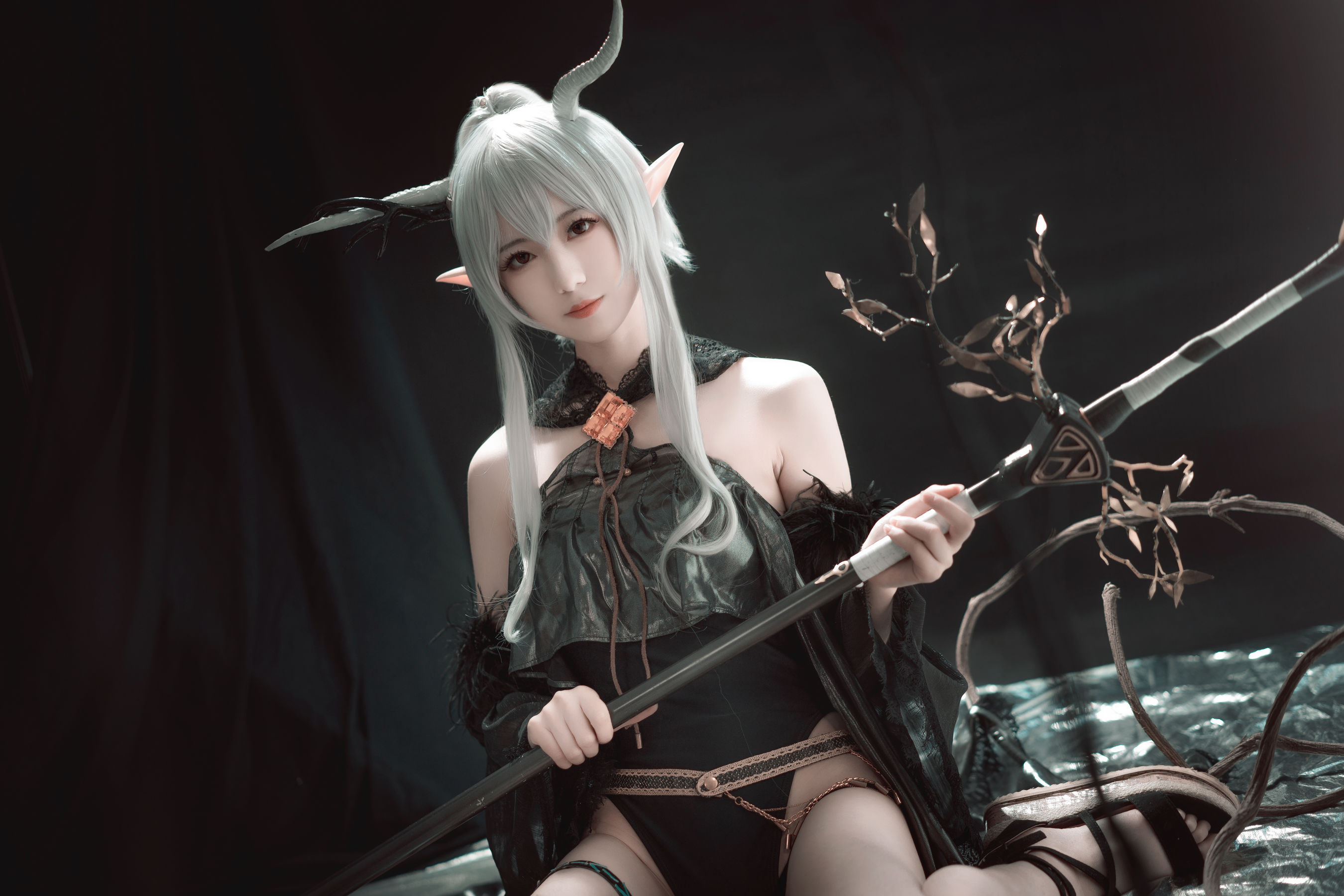 小姐姐弥音音ww 明日方舟 闪灵