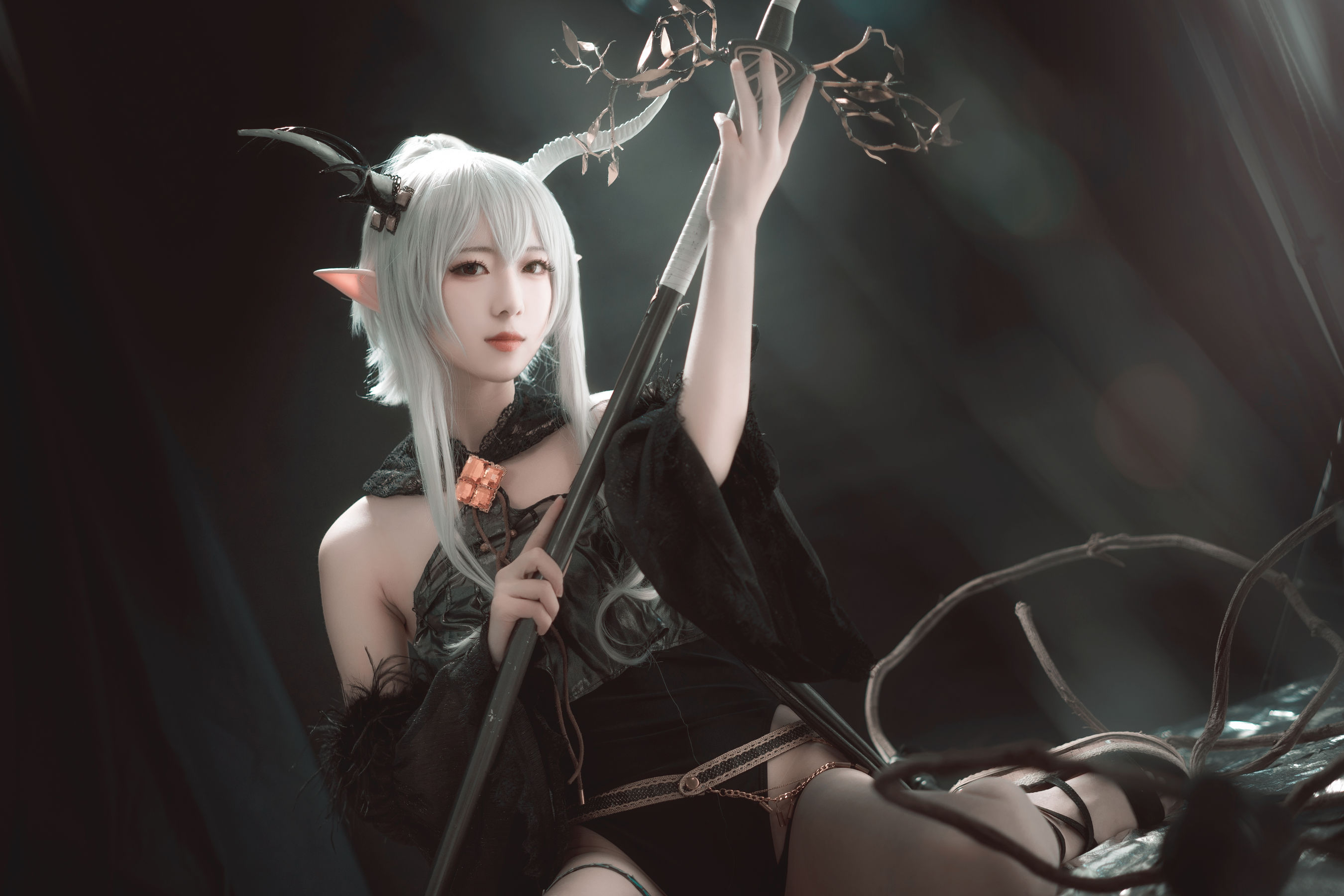 小姐姐弥音音ww 明日方舟 闪灵