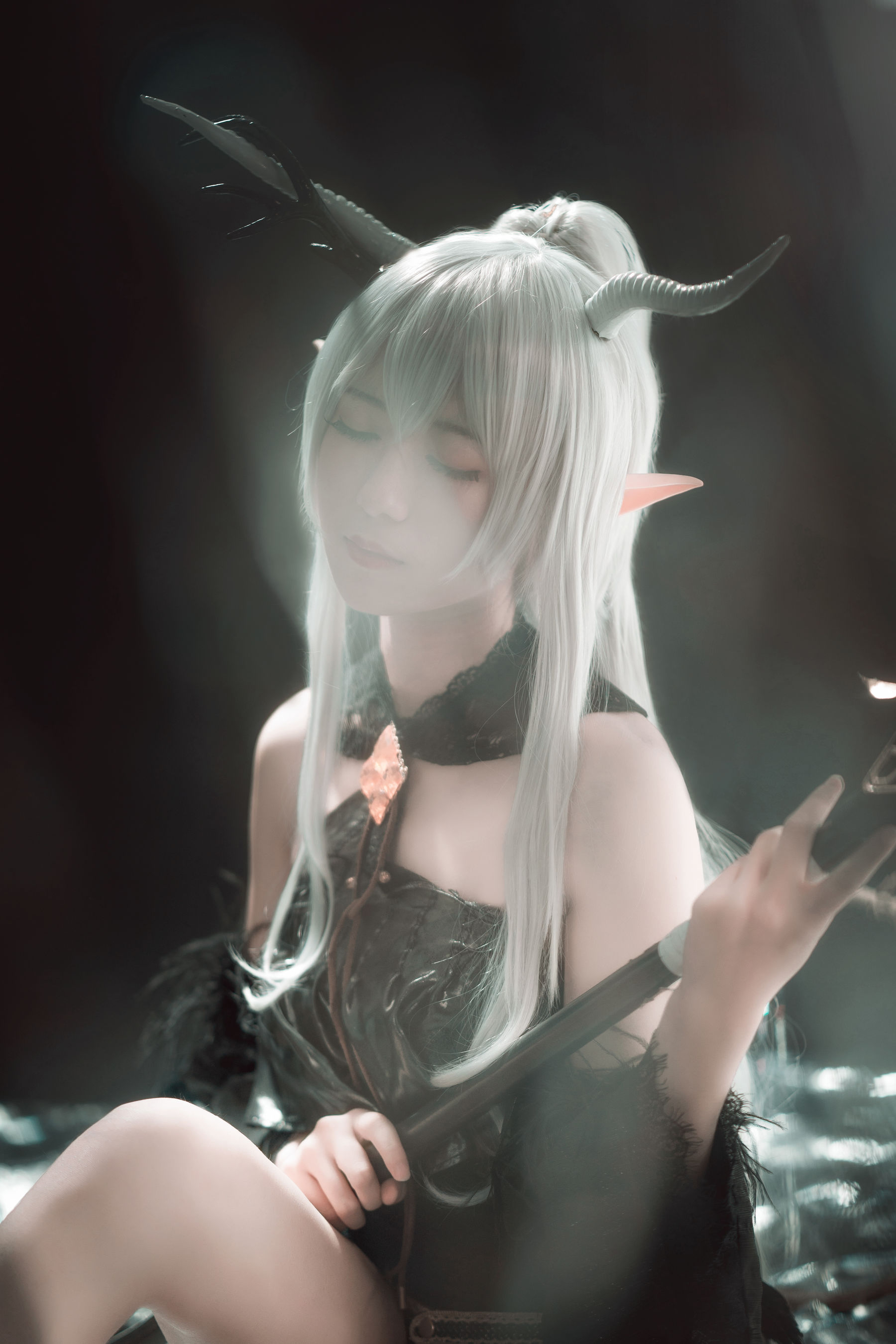 小姐姐弥音音ww 明日方舟 闪灵