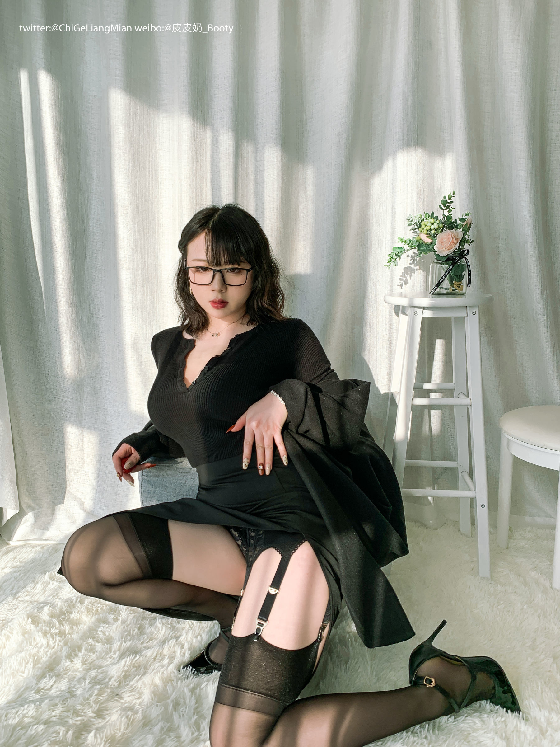 皮皮奶可可爱了啦 黑色OL