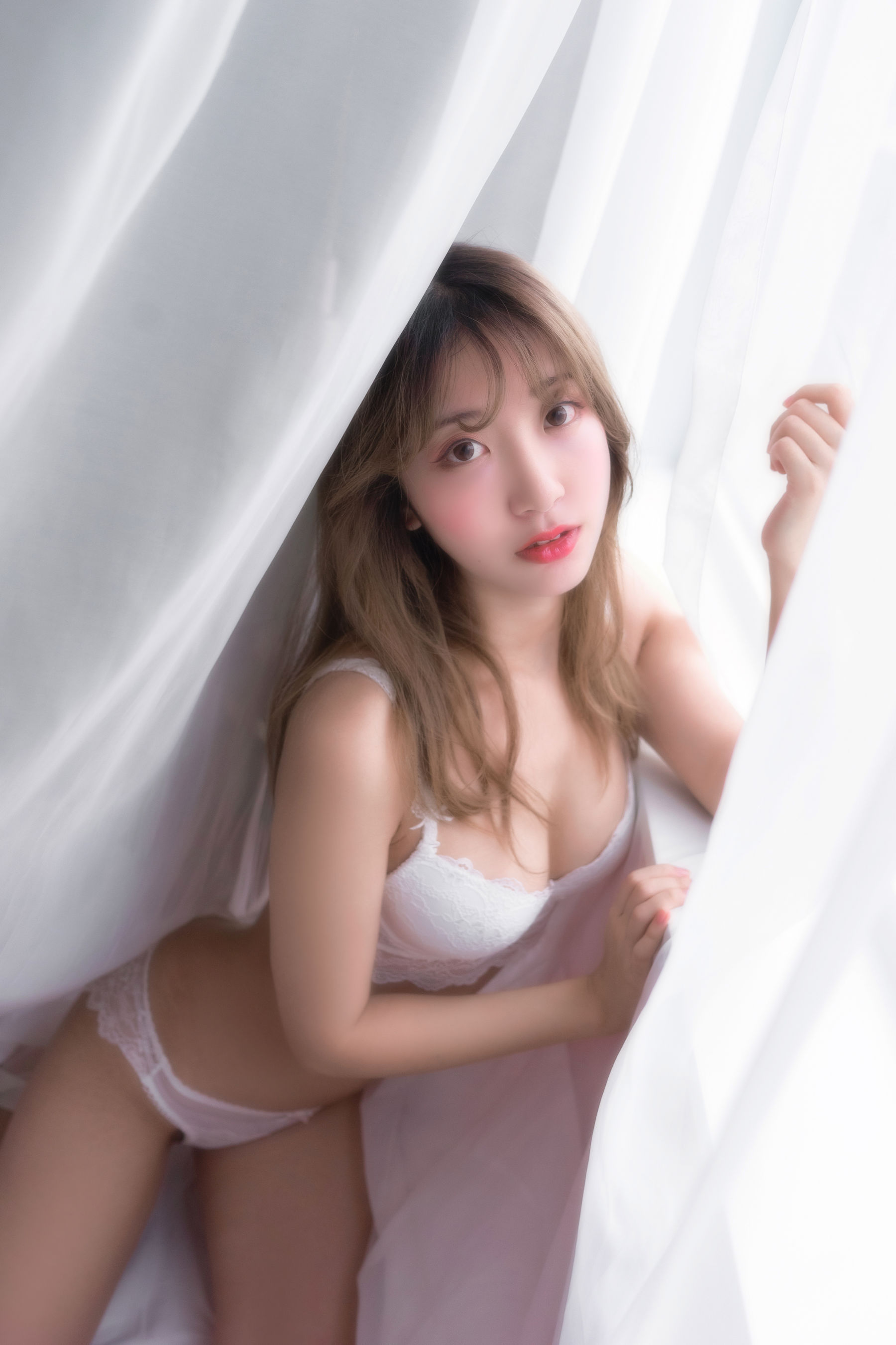 人气Coser黑川 年上彼女 白色内衣