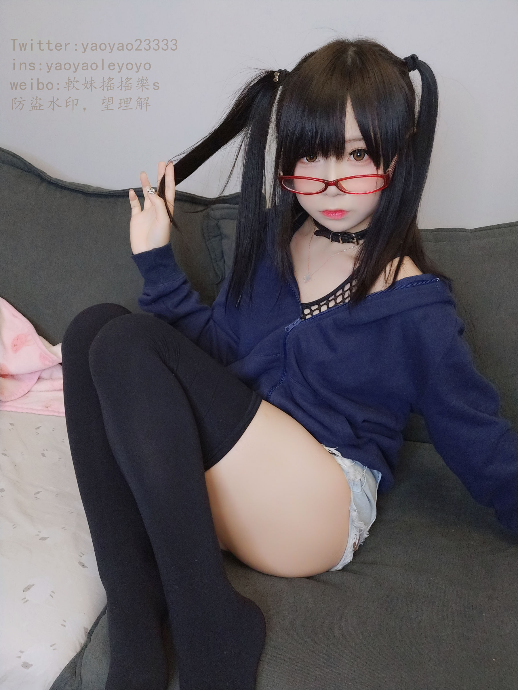 萌妹子Coser摇摇乐yoyo 黑网情趣