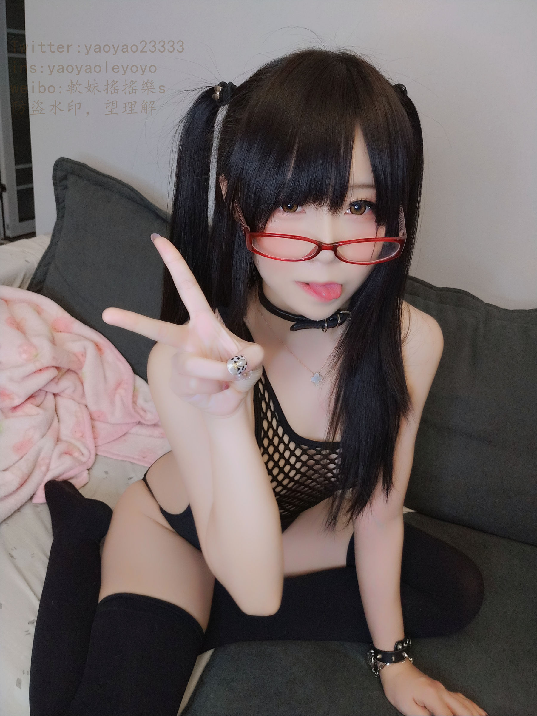 萌妹子Coser摇摇乐yoyo 黑网情趣