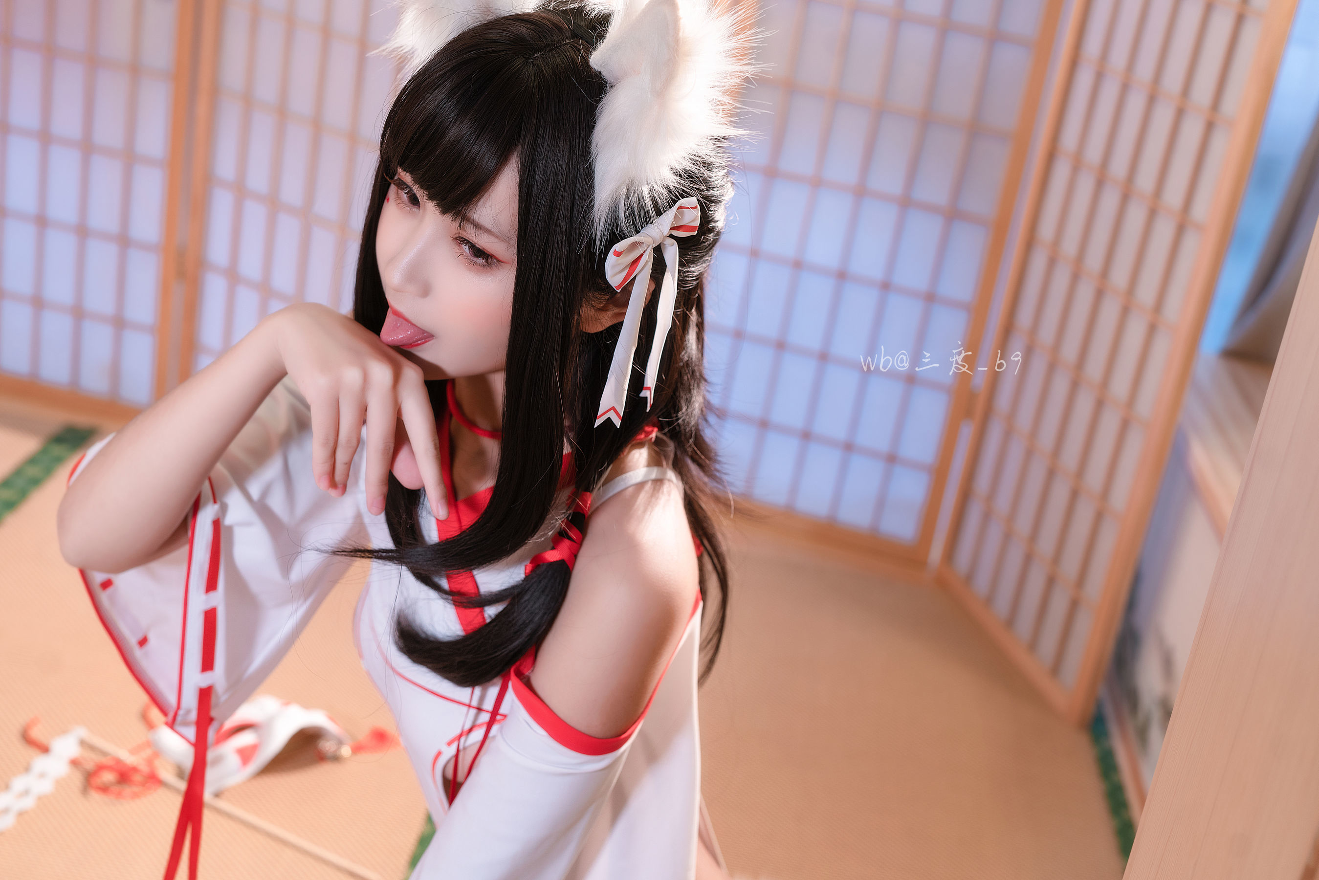 微博妹子三度_69 狐巫女