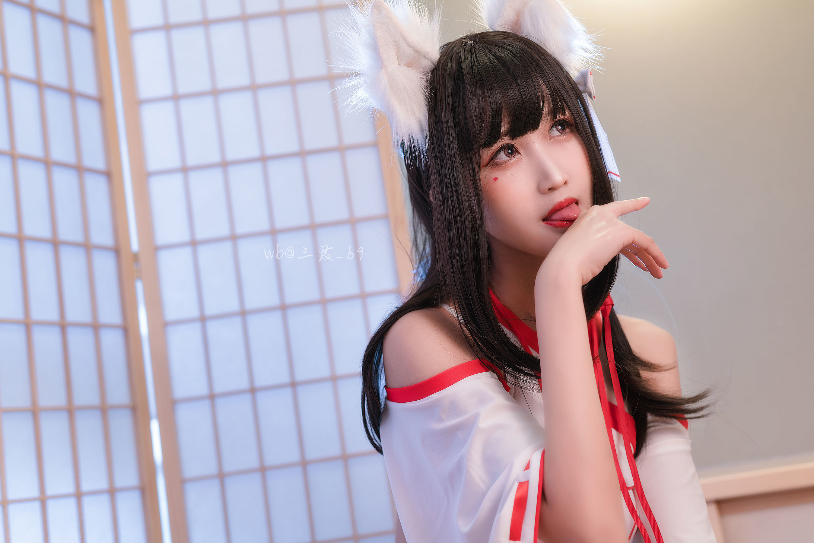 微博妹子三度_69 狐巫女