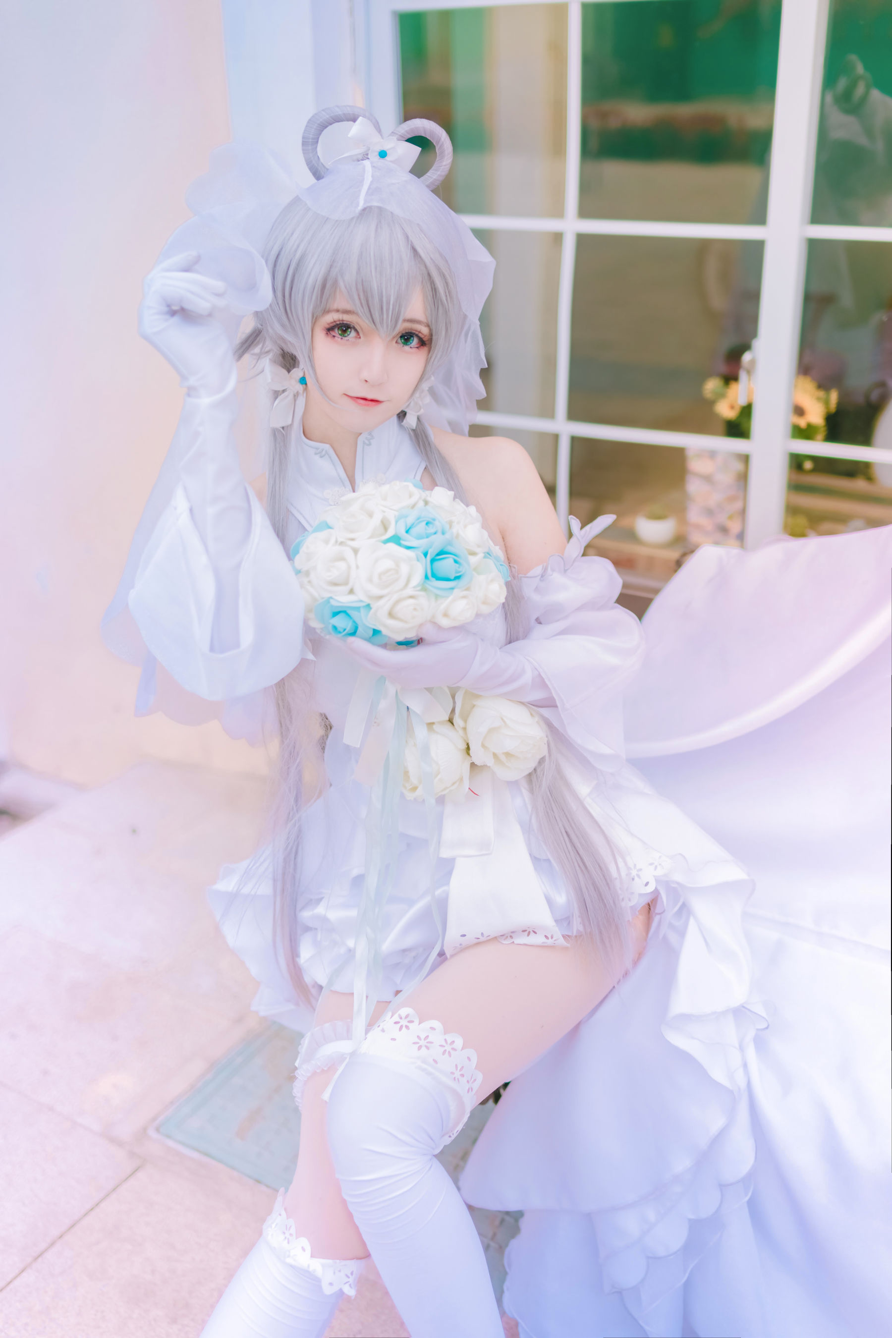 萌宠博主yui金鱼 洛天依婚纱