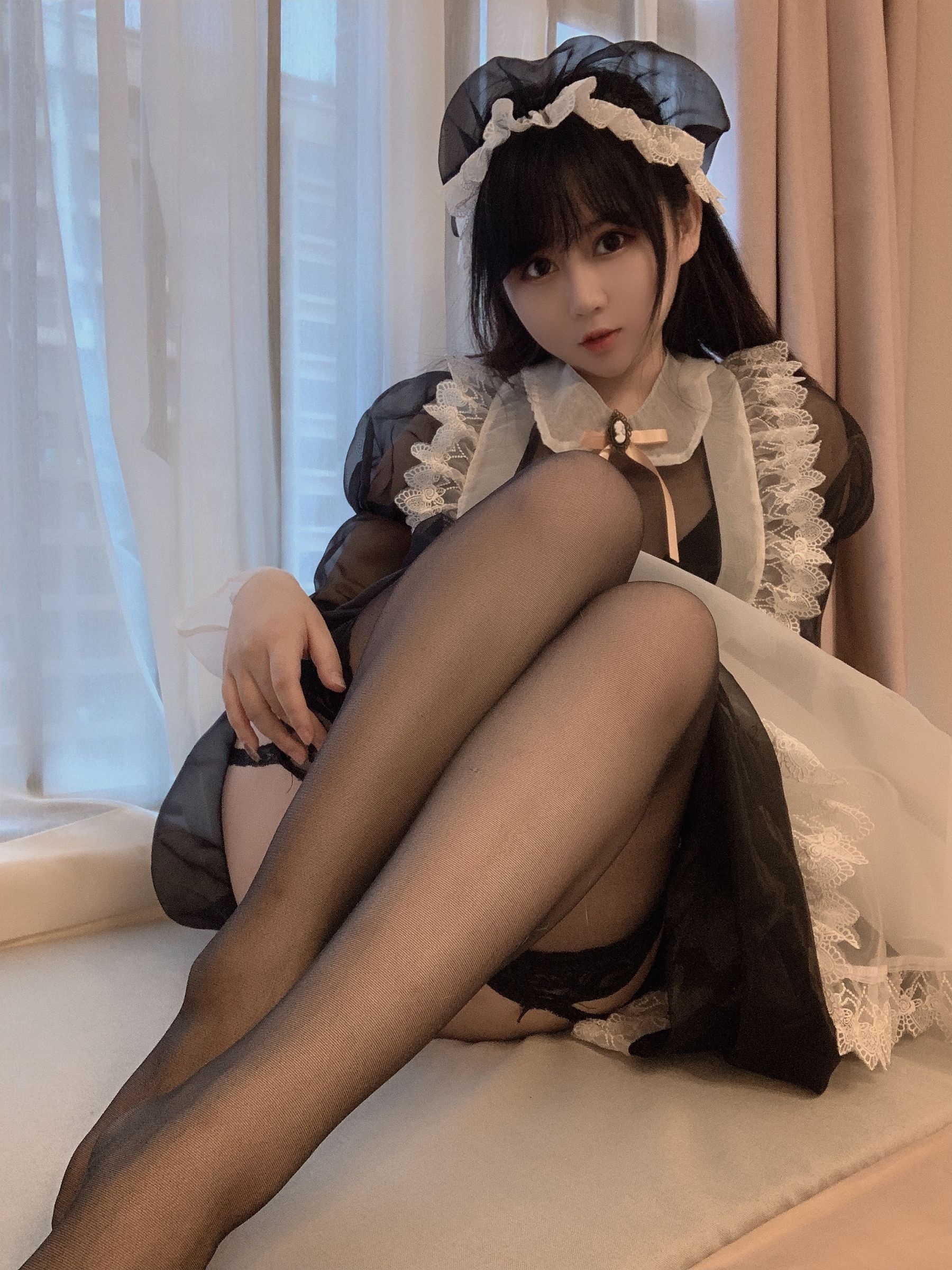 蜜桃少女是依酱呀 黑丝女仆