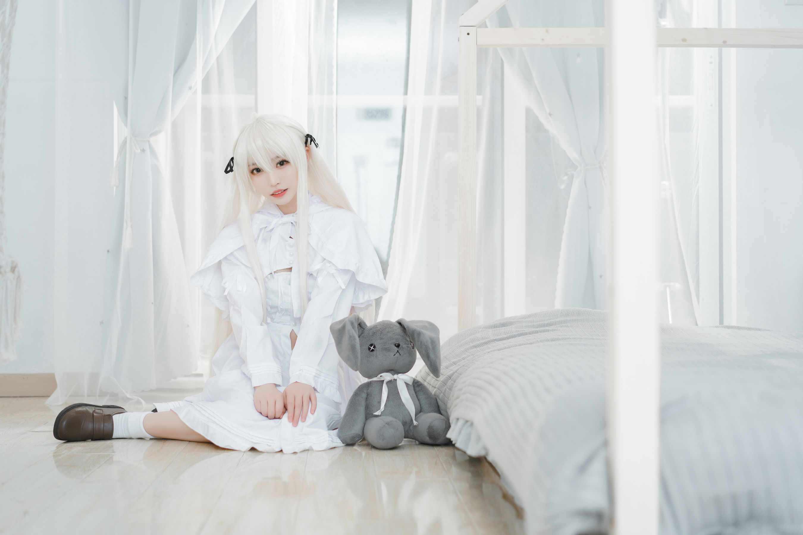 萌妹白易子教主 白裙
