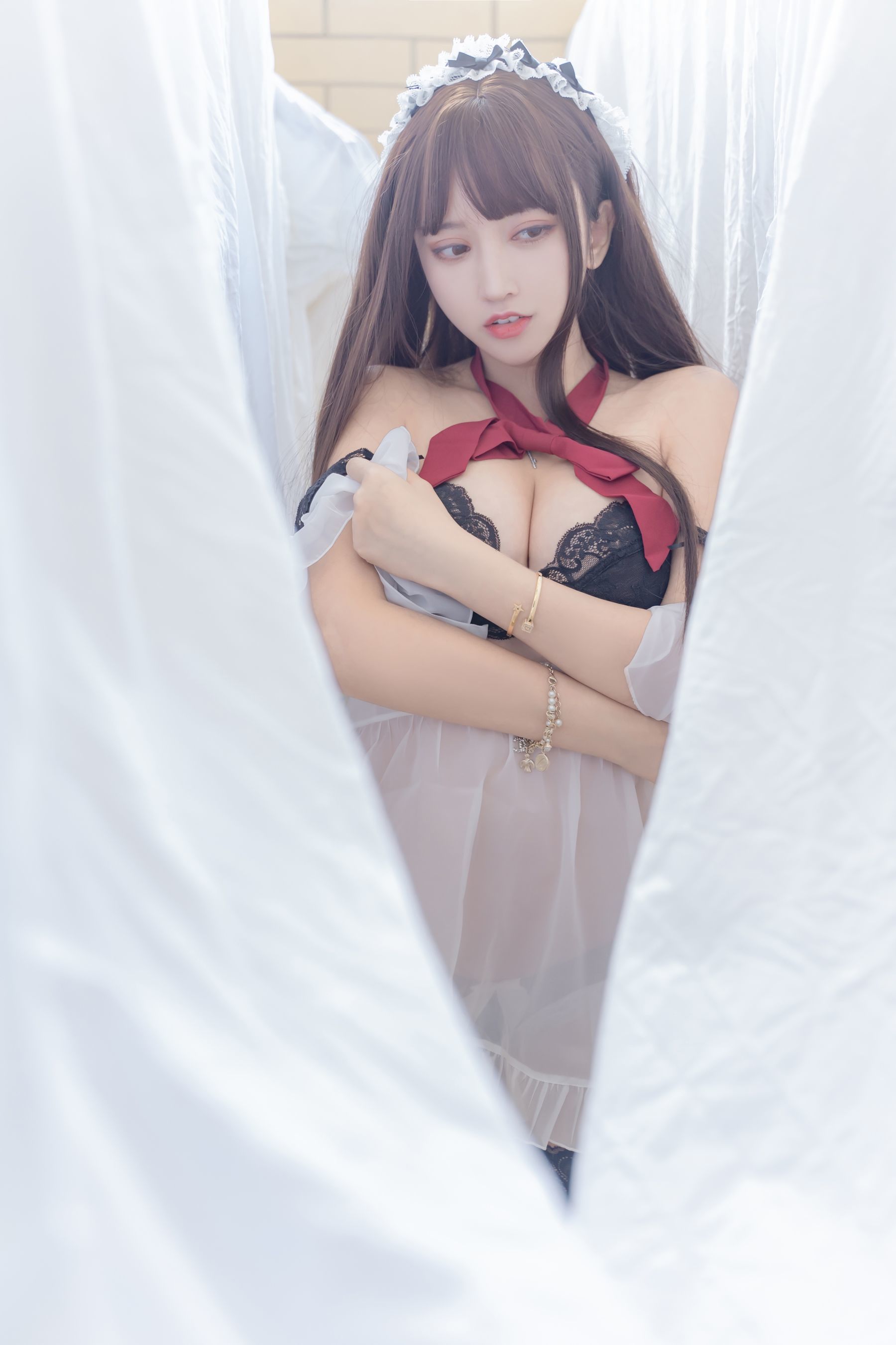 斗鱼米线线sama写真 透明女仆