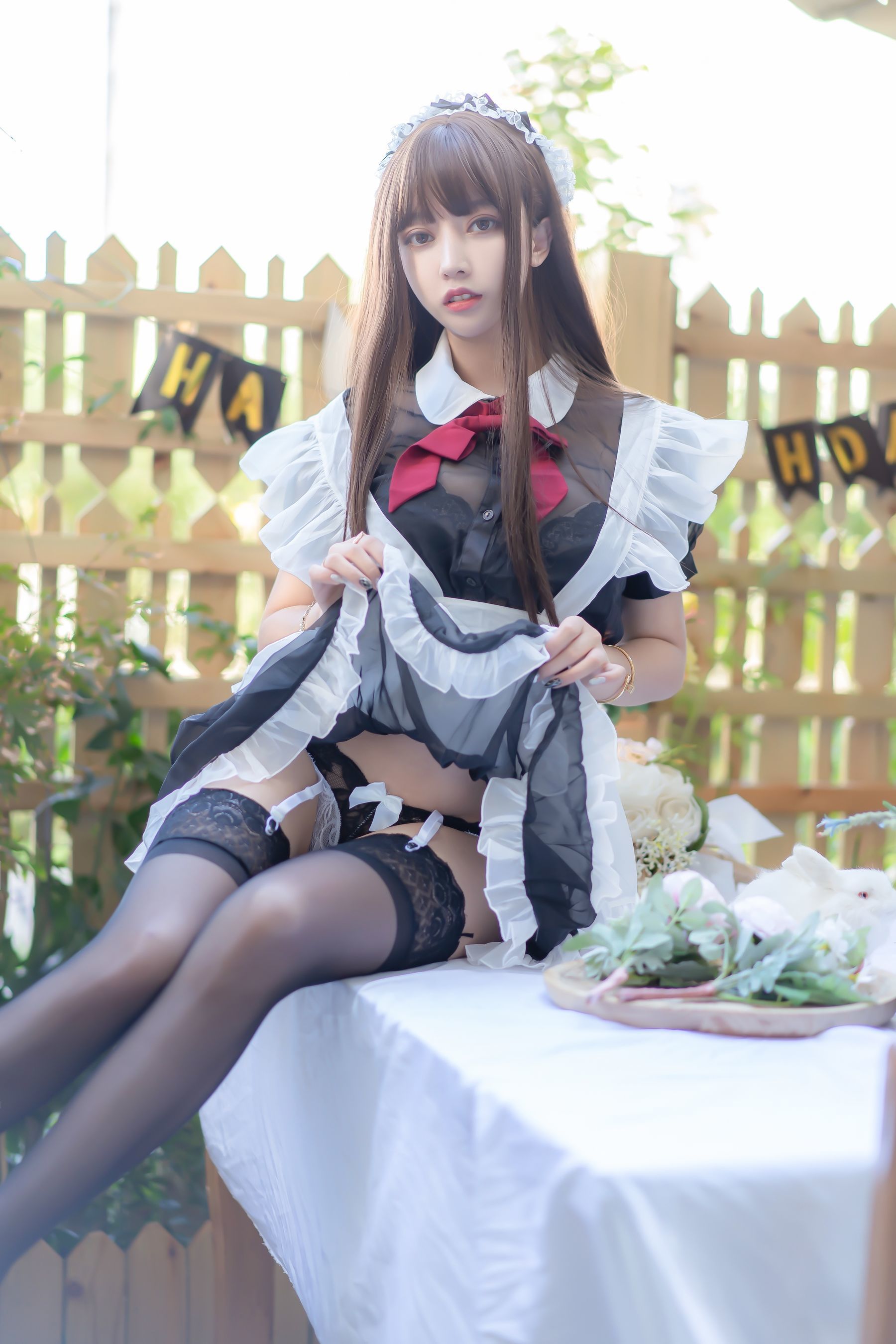 斗鱼米线线sama写真 透明女仆