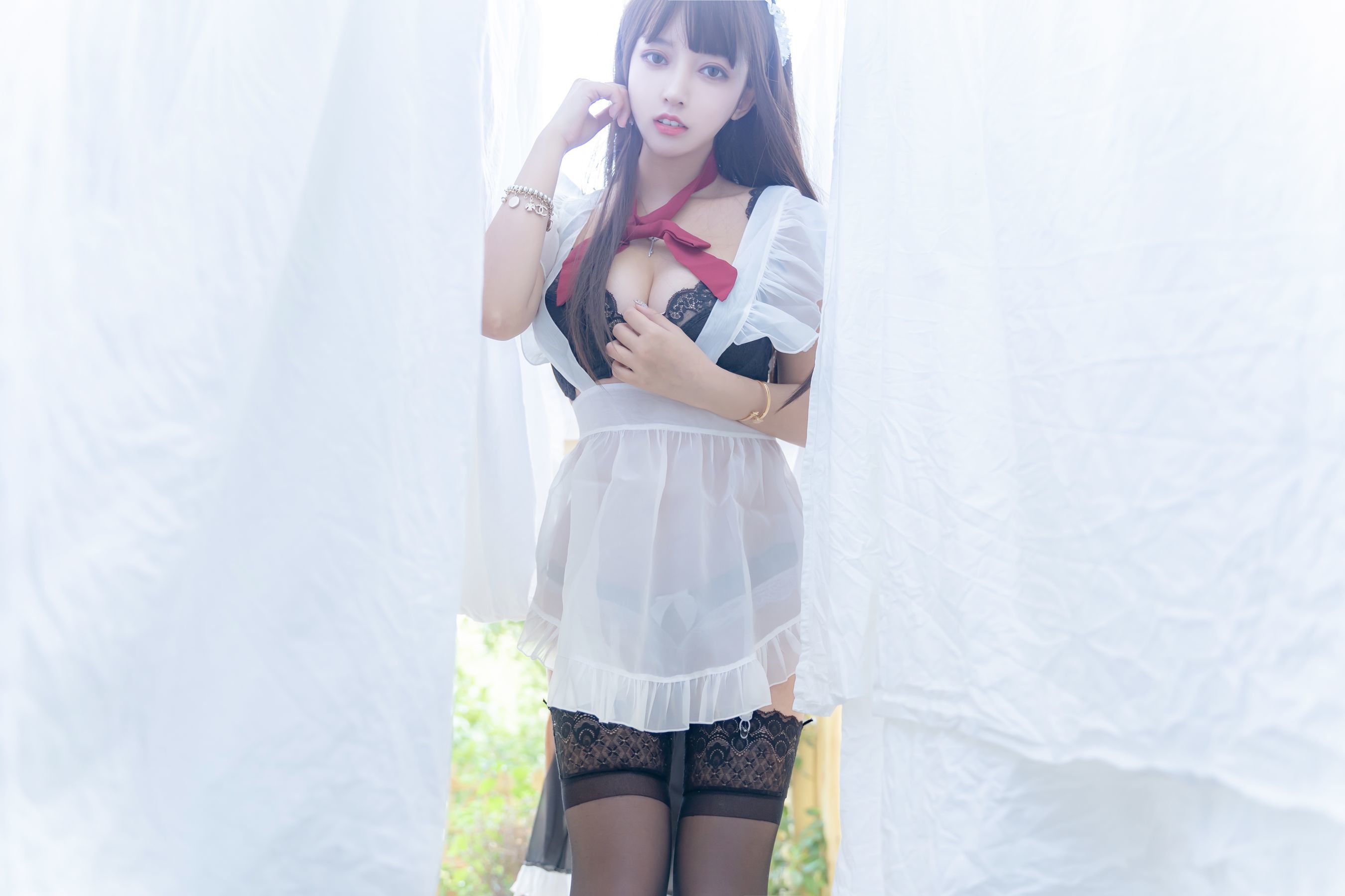 斗鱼米线线sama写真 透明女仆