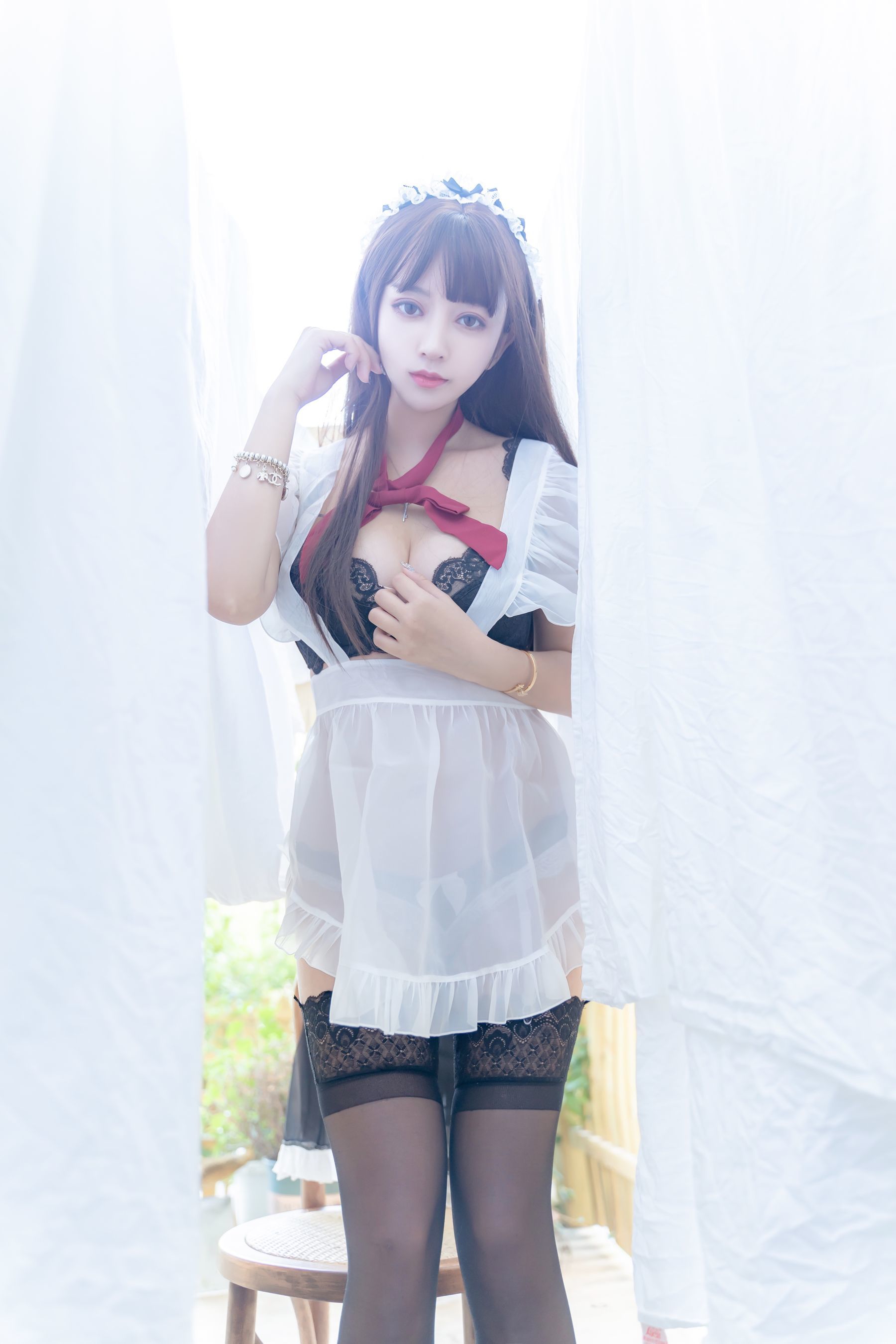 斗鱼米线线sama写真 透明女仆
