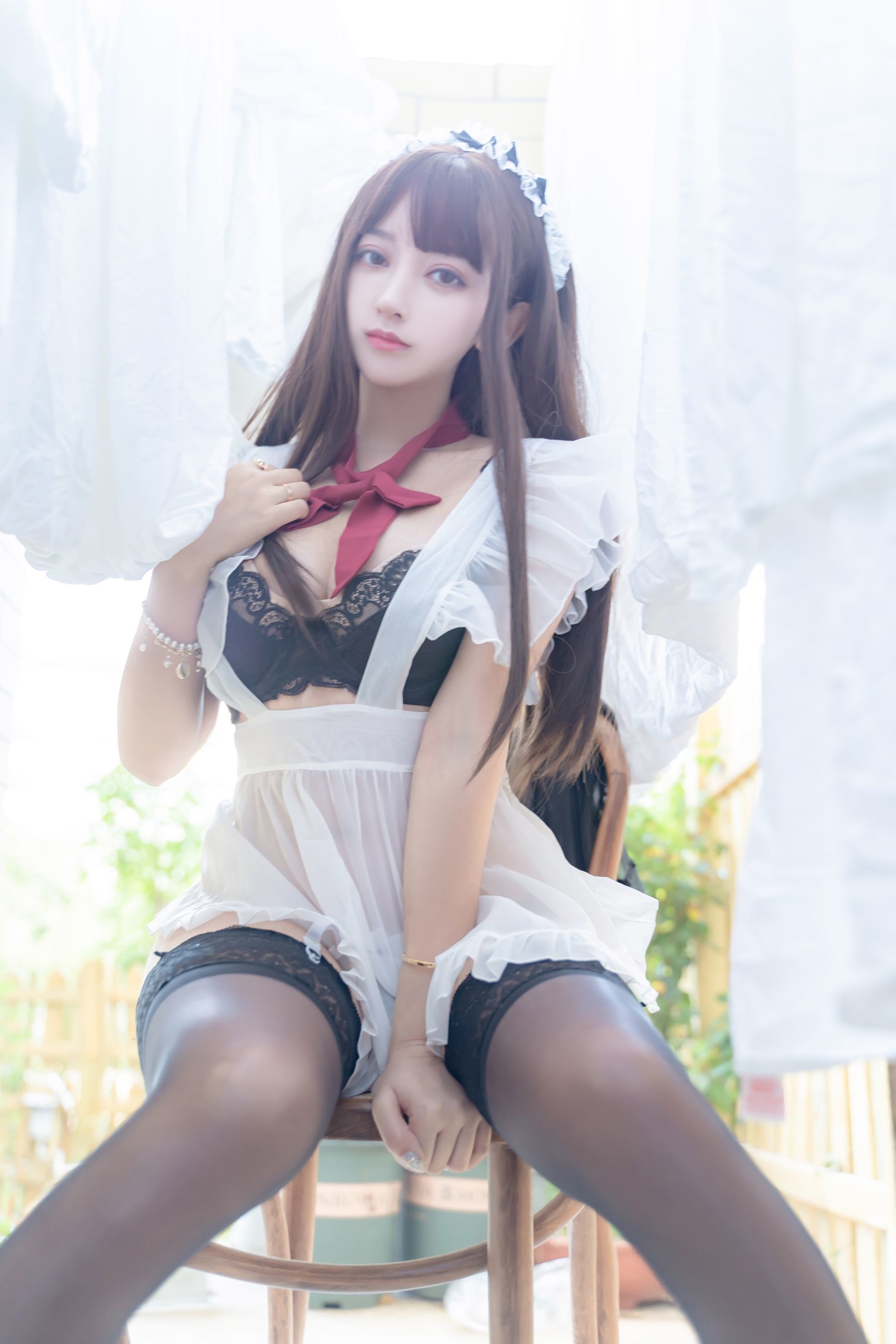 斗鱼米线线sama写真 透明女仆
