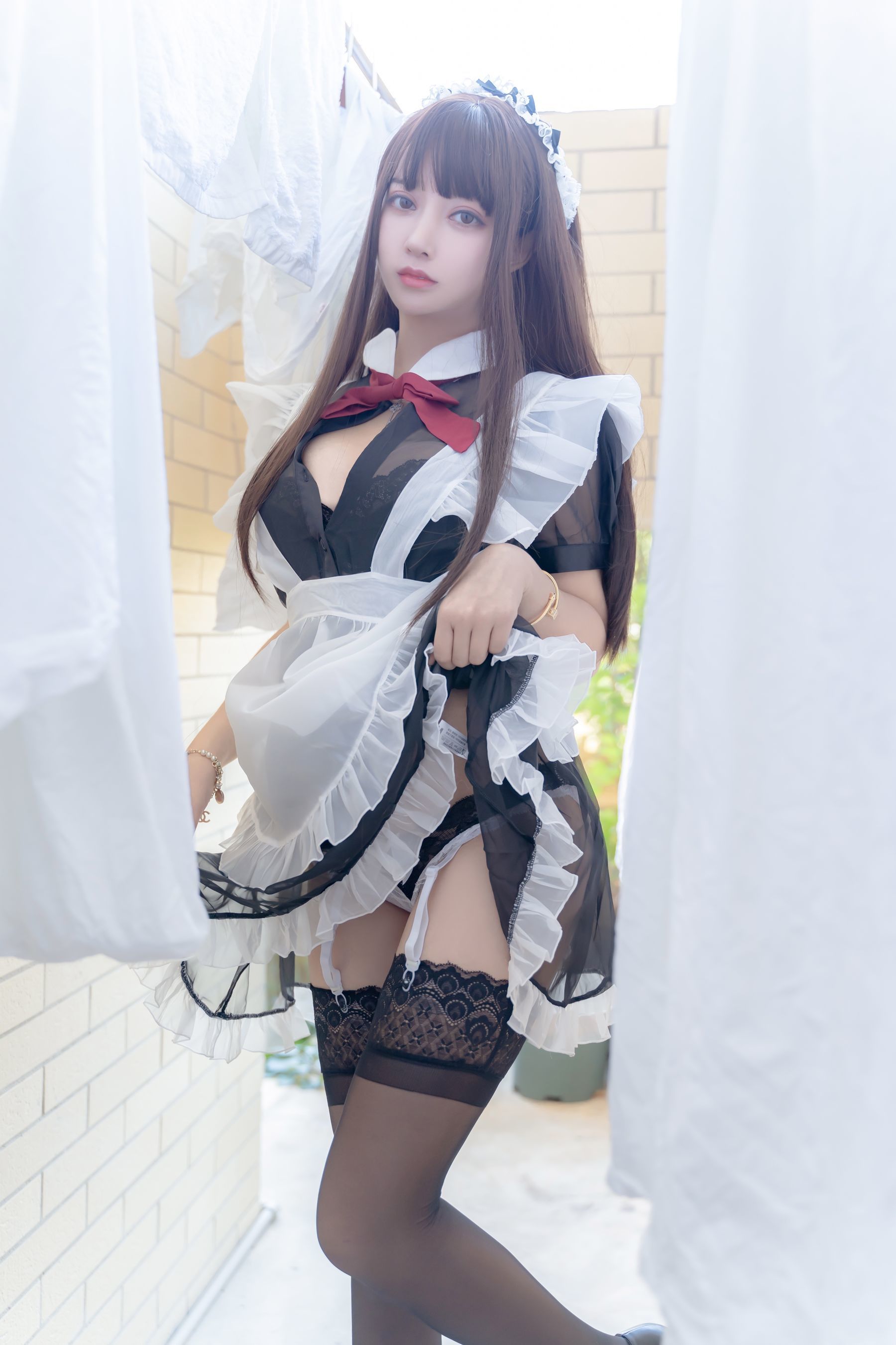 斗鱼米线线sama写真 透明女仆