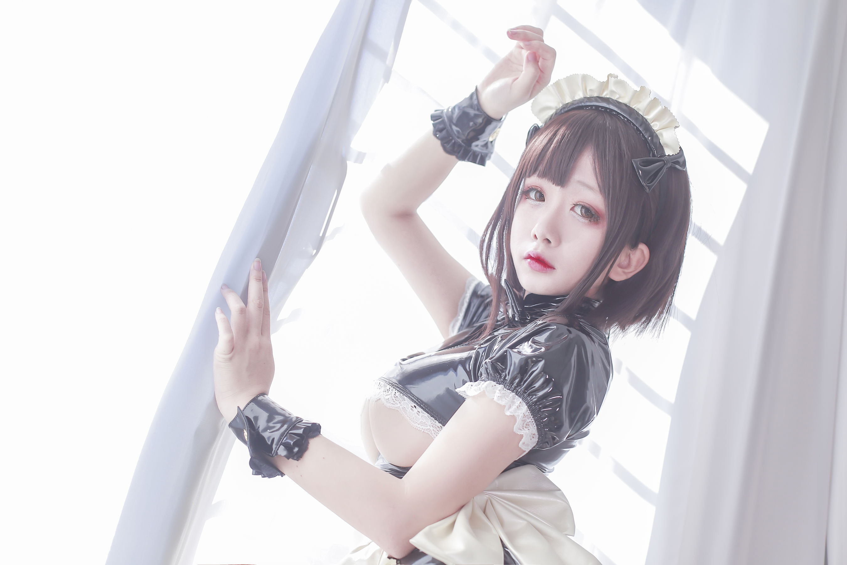 Cosplay日奈娇 半乳女仆
